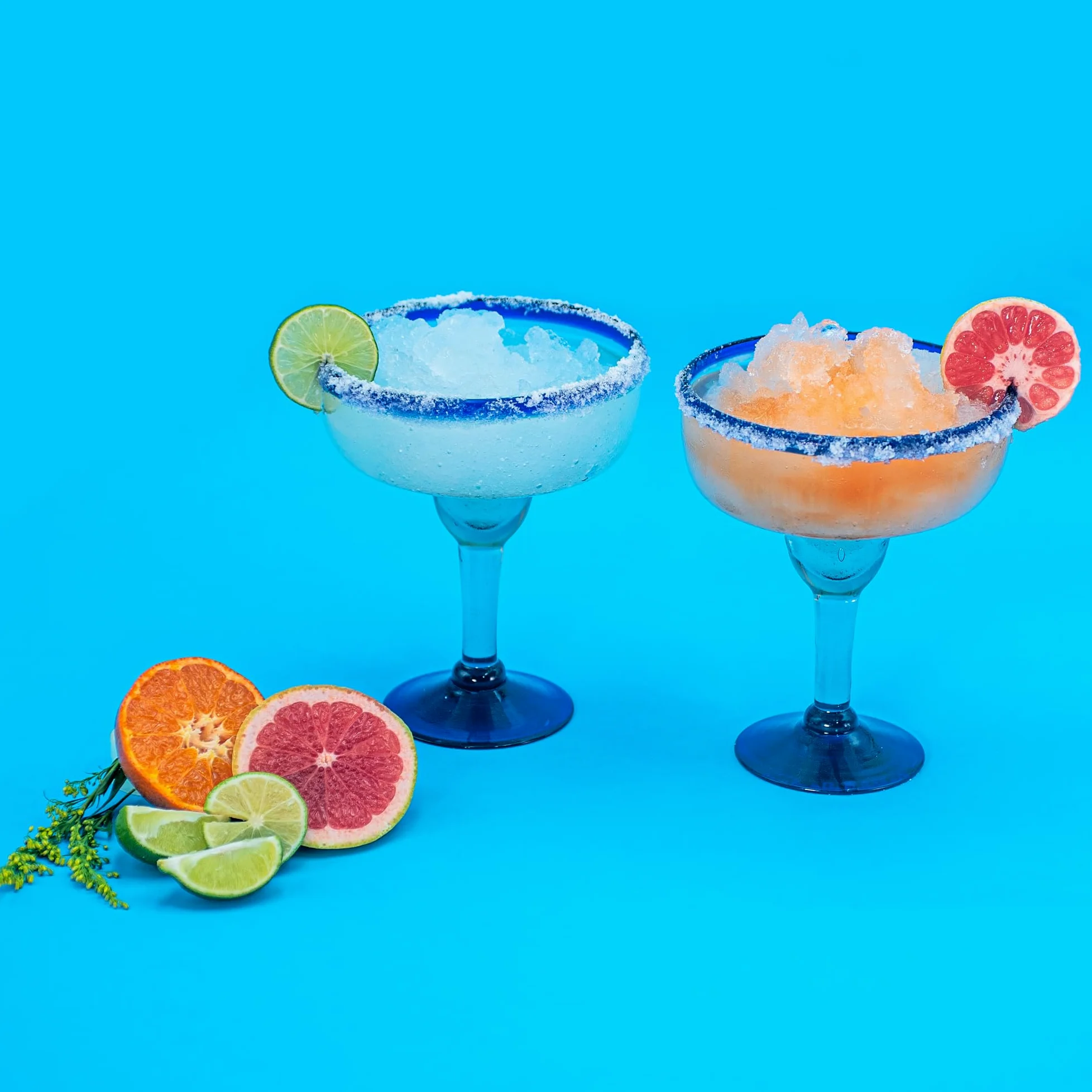 Vasos grandes de margarita mexicana soplados a mano, auténtico cristal hecho a mano de México, borde azul cobalto, juego de fiesta, perfecto para margaritas, piña coladas, cócteles congelados u otras