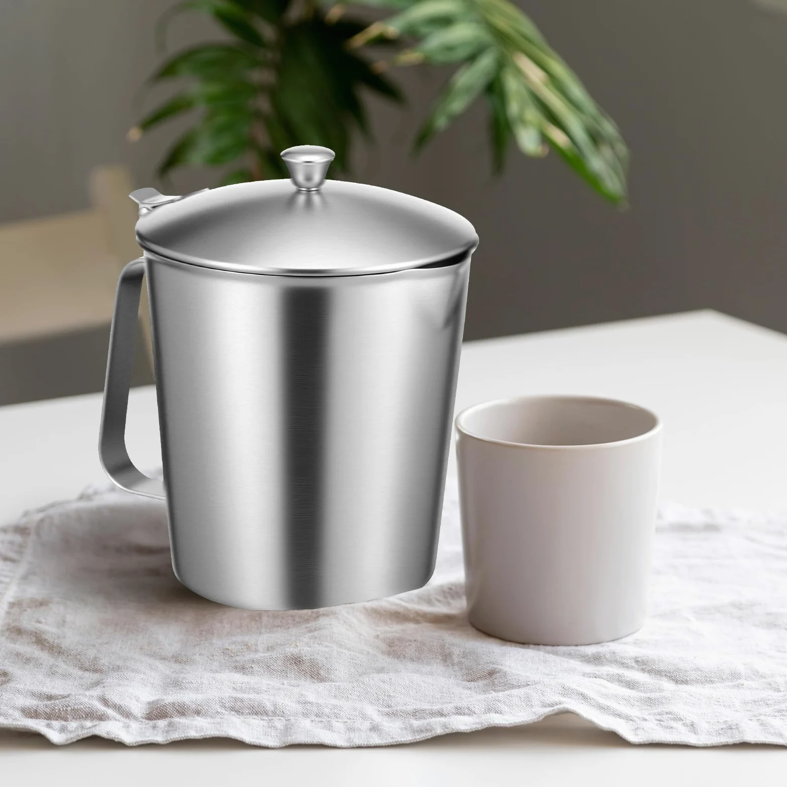 Taza Medidora que Evita Leche se Enfríe Rápido con Tapa Anti-caída 1000ml de Acero Inoxidable Jarra Graduada para Preparar Café con Leche y Barras
