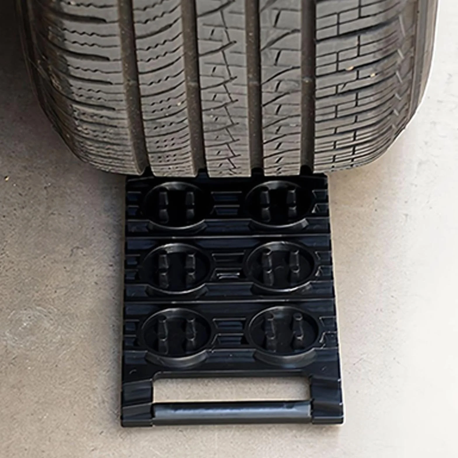 Genérico Traction Boards – 12.4 Inch Recovery Track Ramps | PE Heavy Duty Mats – Dúrable Off-rôad Vehicle Rescue Traction Aids for Mud Sand Snow and Rócky Outdoor Overlanding Trips