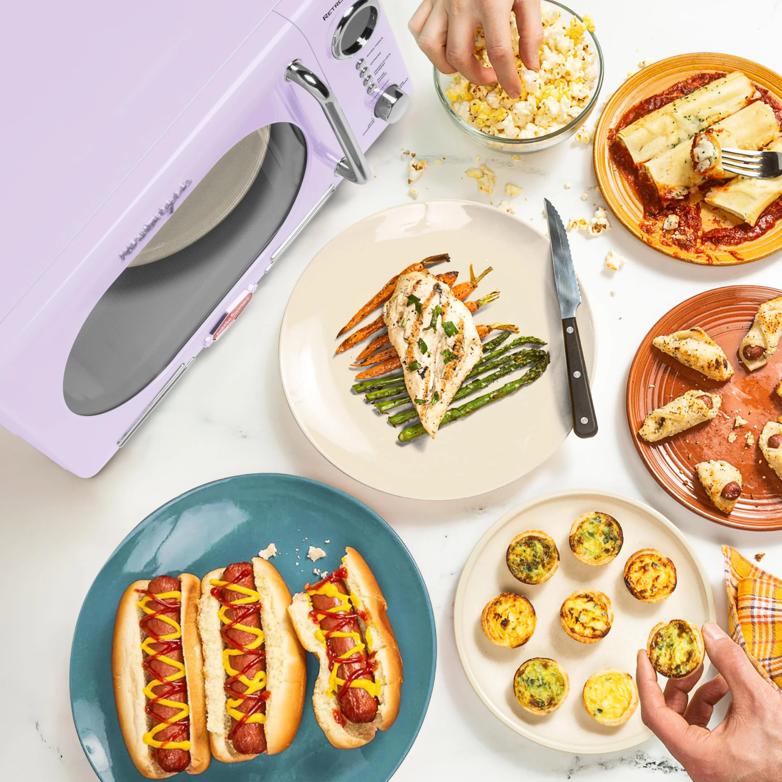 Nostalgia - Horno de microondas compacto retro de 0.7 Cu. Ft, Lavanda