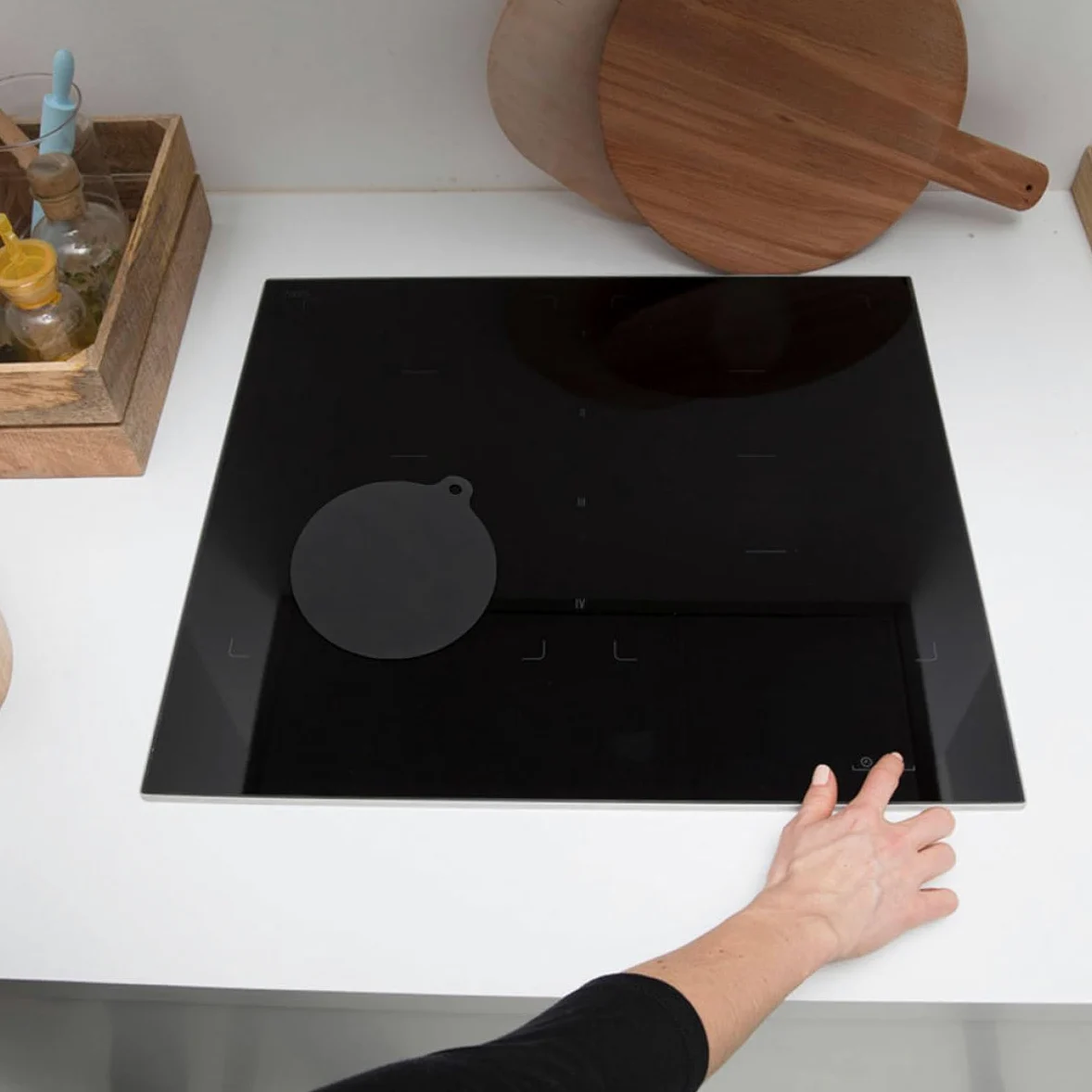CALLARON Alfombrilla Protectora para Placa de Inducción 180x210mm de Silicona Resistente al Calor Antideslizante Negra para Cocina y Encimera, Esterilla para Hornear y Protección