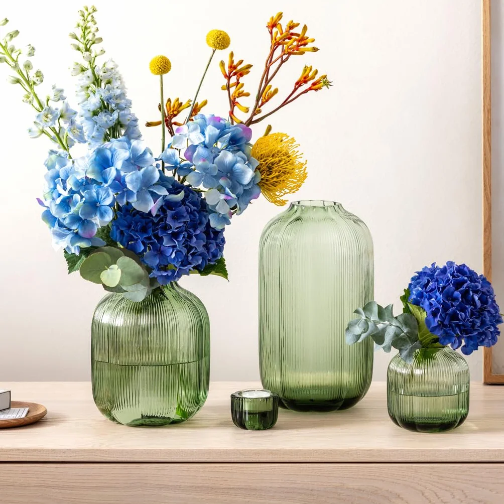 Villeroy & Boch - Fleur Verde, jarrón Decorativo Verde de 11 cm, inspiración Floral, jarrón de Mesa pequeño Apto para lavavajillas, Hecho a Mano, Vidrio soplado, artículos de decoración para el hogar