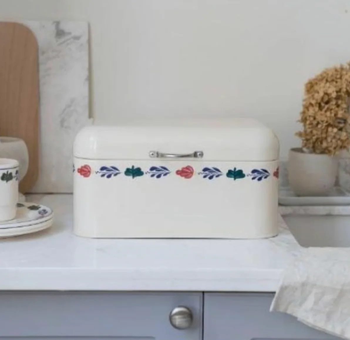 Caja De Pan Panera para Pan Caja De Pan De Metal Soporte para Pan con Tapa Abatible Panera Simple con Patrón Decoración De Almacenamiento Engrosada Caja Contenedor De Pan(30 * 18 * 15.5cm)