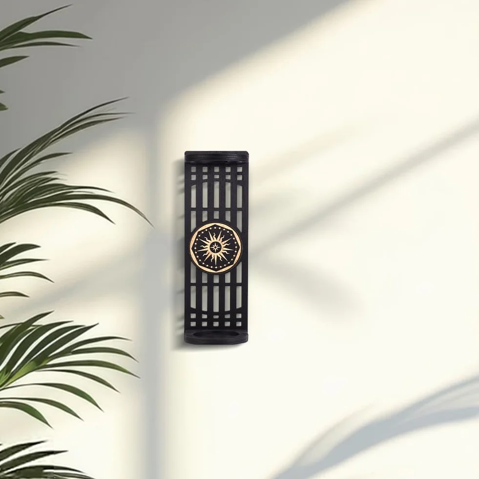 UNICRAFTALE Soporte de pared para espada de luz de madera rectángulo negro patrón solar