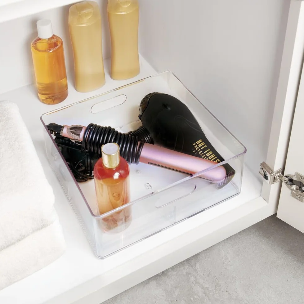 iDesign The Home Edit Series, Organizador apilable de plástico reciclado para secador de pelo con división