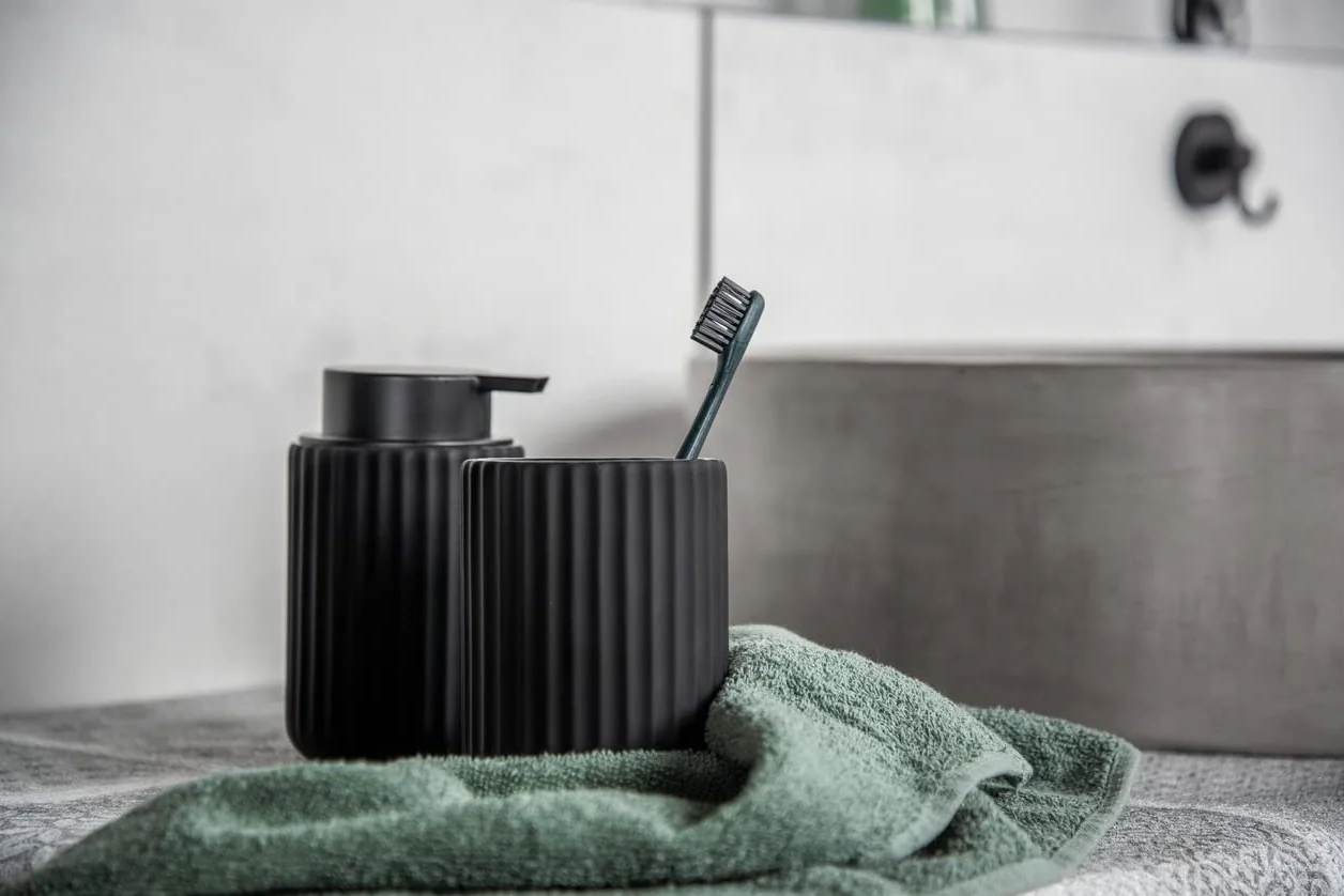 Wenko Vaso de dientes Belluno, negro, Cerámica, 1
