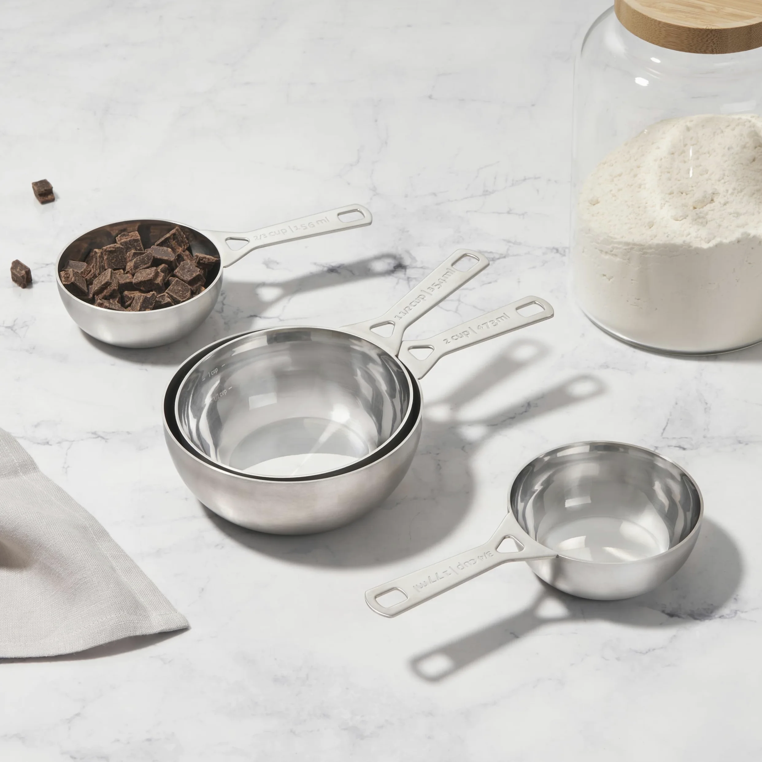 Le Creuset Juego de 4 tazas medidoras de acero inoxidable | El juego incluye: 2/3, 3/4, 1.5 y 2 tazas