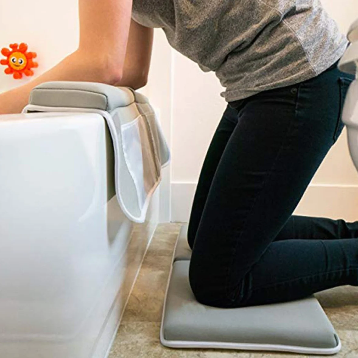 DOITOOL Almohadilla Antideslizante para Baño Infantil con Bolsillos Organizadores Cojín Plegable para Rodillas Ventosas Fuertes para Seguridad y Comodidad Ducha y Bañera Gris