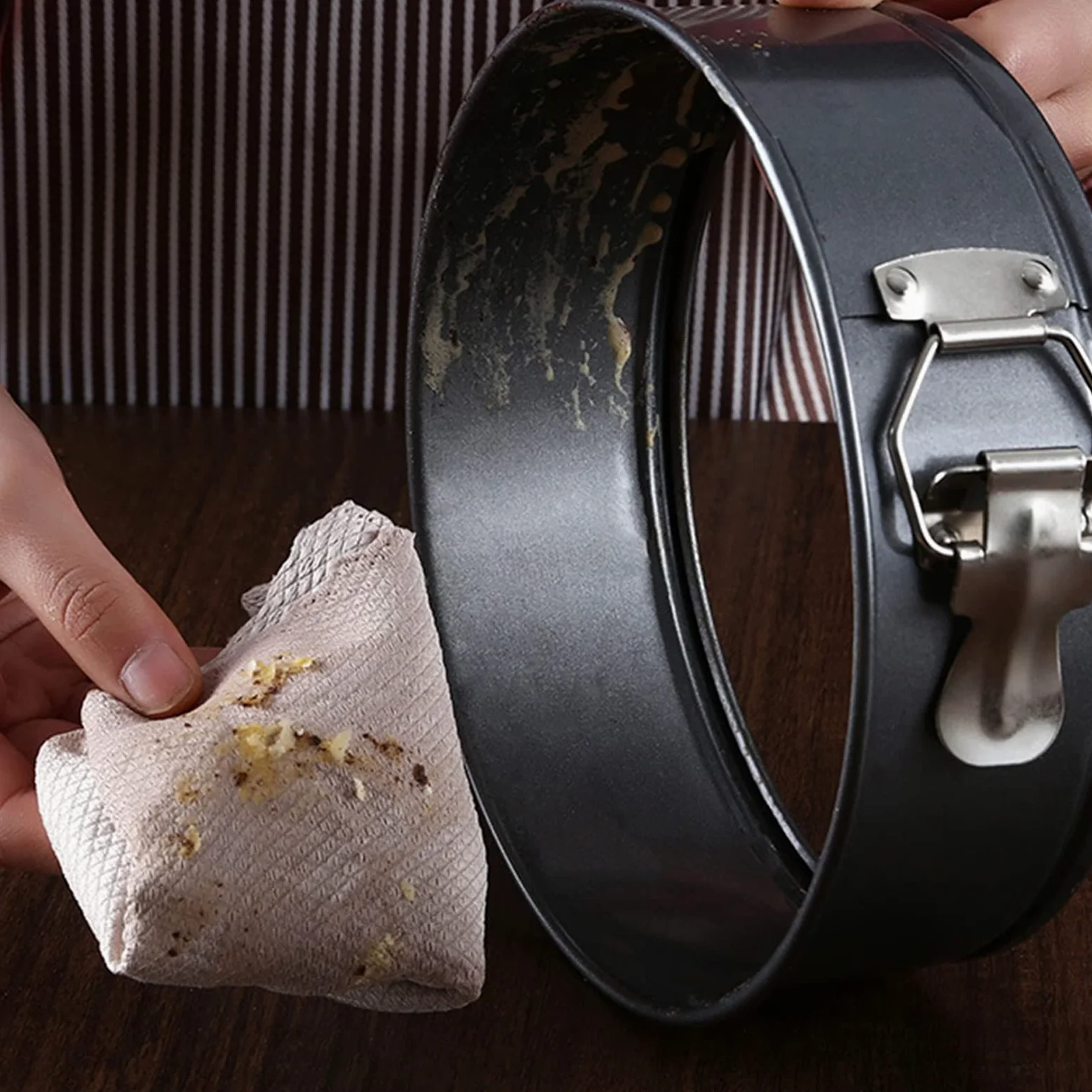 Molde para tartas de 3 piezas, de acero al carbono, molde para tarta con forma de corazón, redondo, cuadrado con fondo extraíble para hacer pasteles Pizza (M)