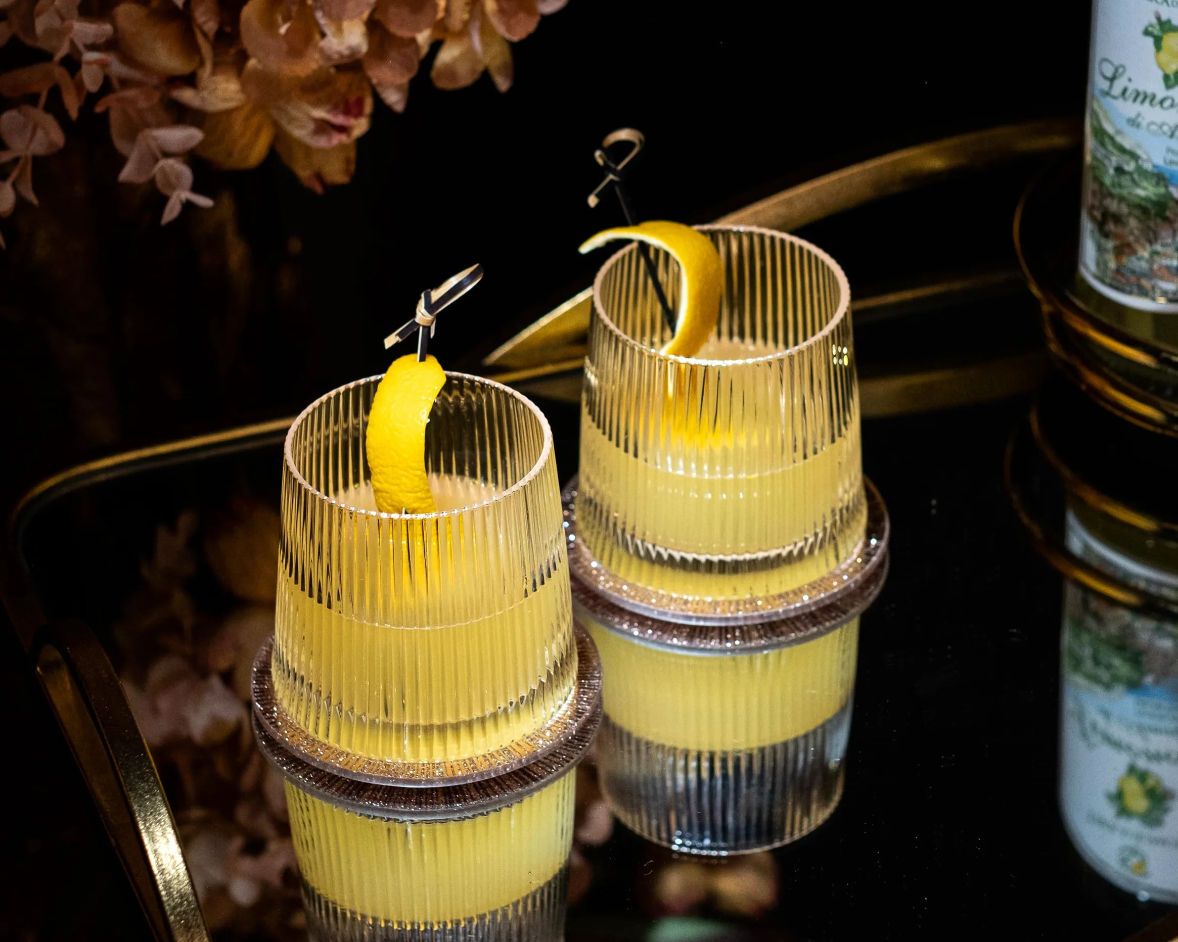 Vasos a la Antigua de Cóctel Art Déco Speakeasy | Juego de 4 | 260 ml | Copas de Cristal Acanalados para Cócteles Clásicos de Ginebra, Ron, Whiskey | Vasos de Cristalería Elegantes