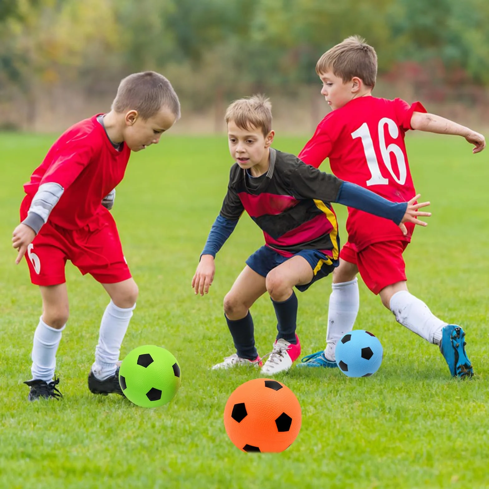 Paquete de 3 mini balones de fútbol de 15 cm con bomba, inflables de colores para piscina o playa