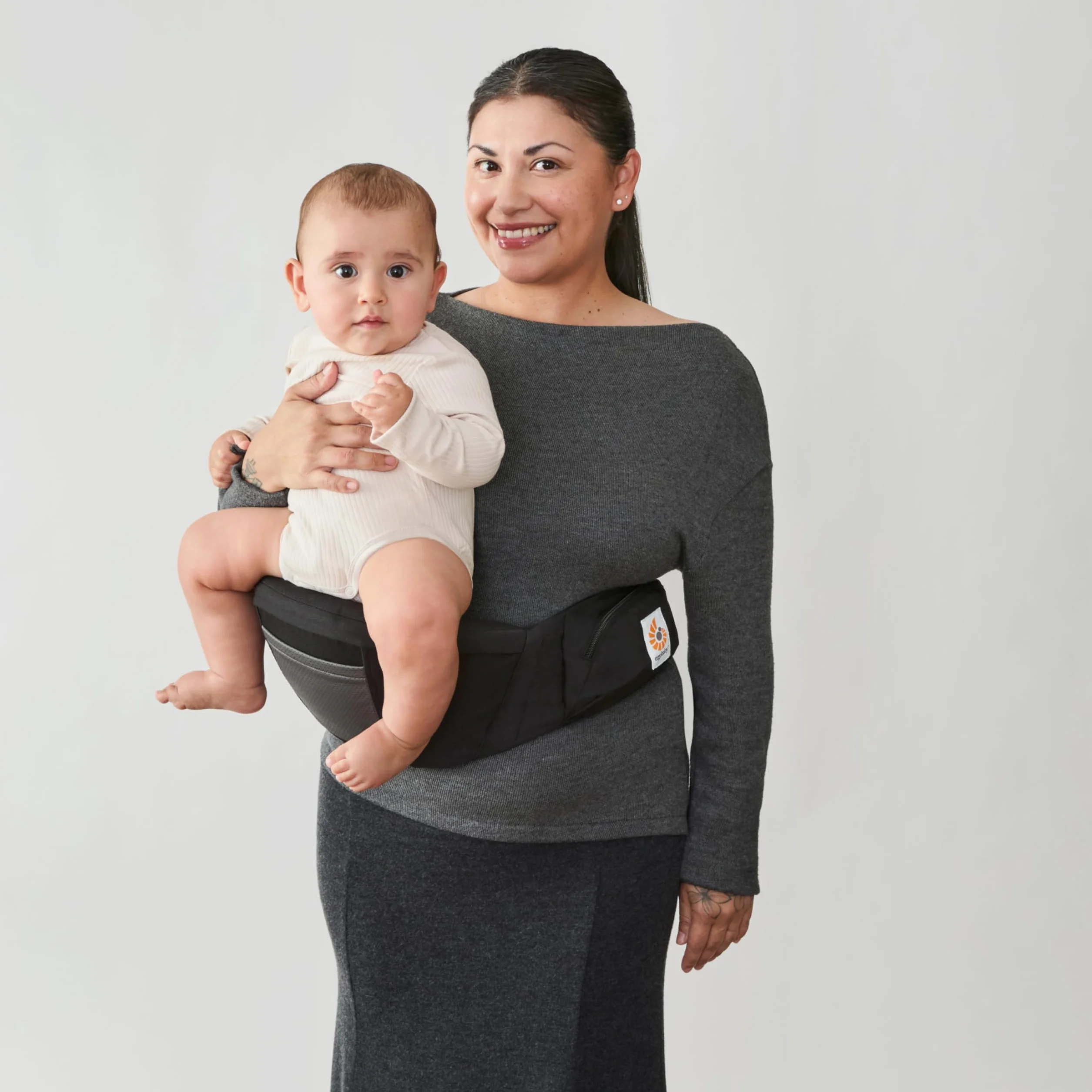 Ergobaby Alta Hip Seat Babytrage für Babys und Kleinkinder 4 Monate 5,5-20,4 kg SoftFlex Mesh