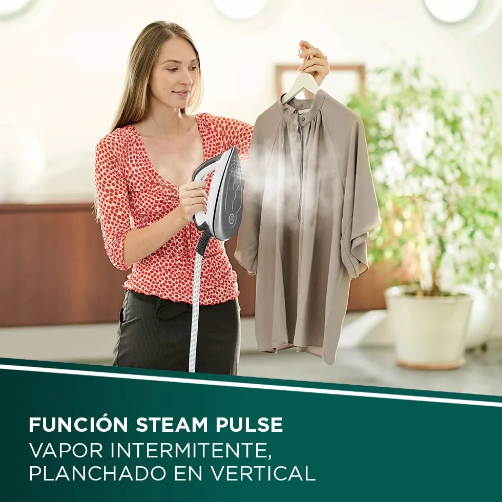 Polti Vaporella Next VN18.65, Centro de Planchado con Caldera de Alta Presión Max 7.2 Bar, Potencia 2200 W, Función Turbo y Eco, Autonomía ilimitada, Depósito 1.3 L, Steam Pulse 450g, Blanco y Verde