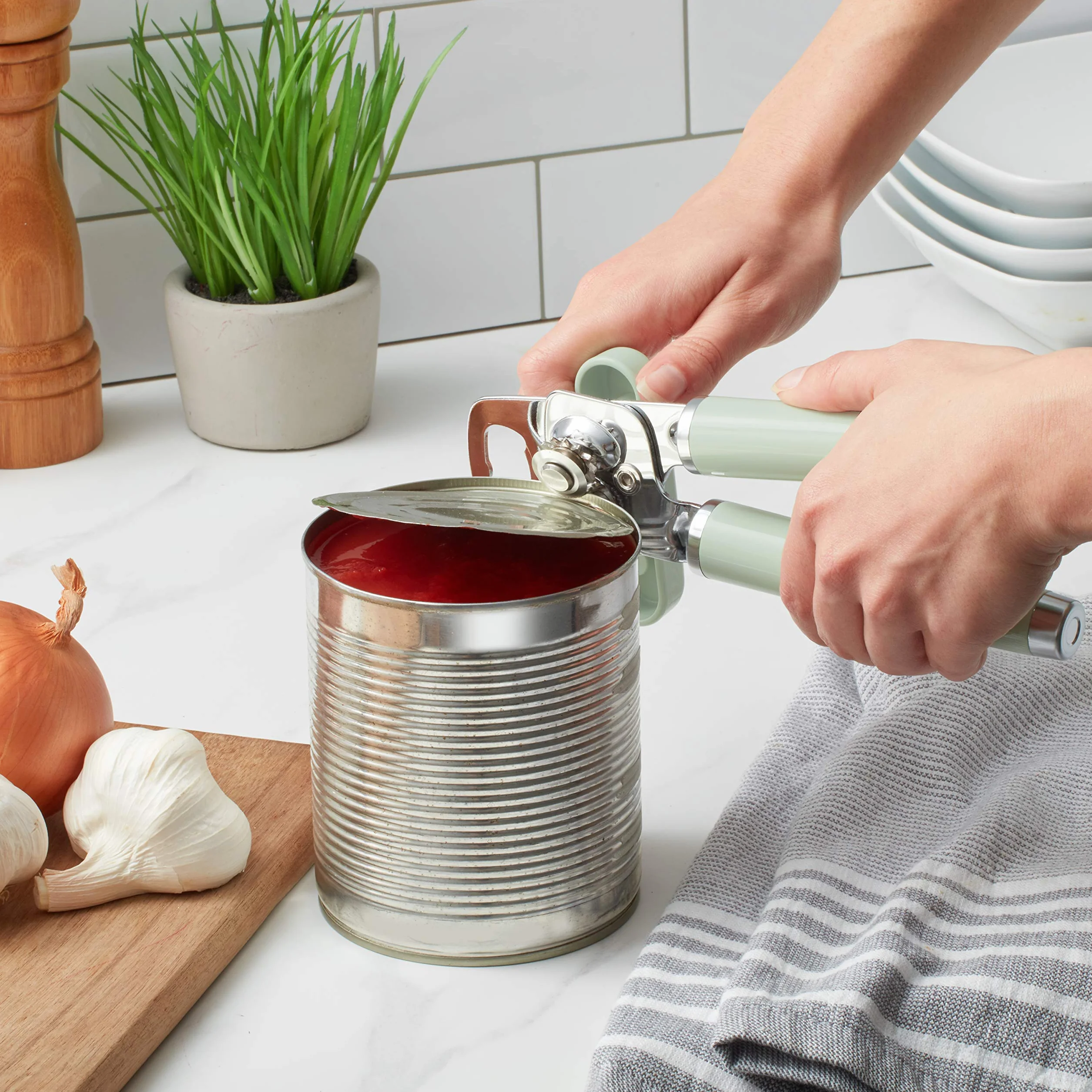 KitchenAid - Abrelatas multifunción clásico