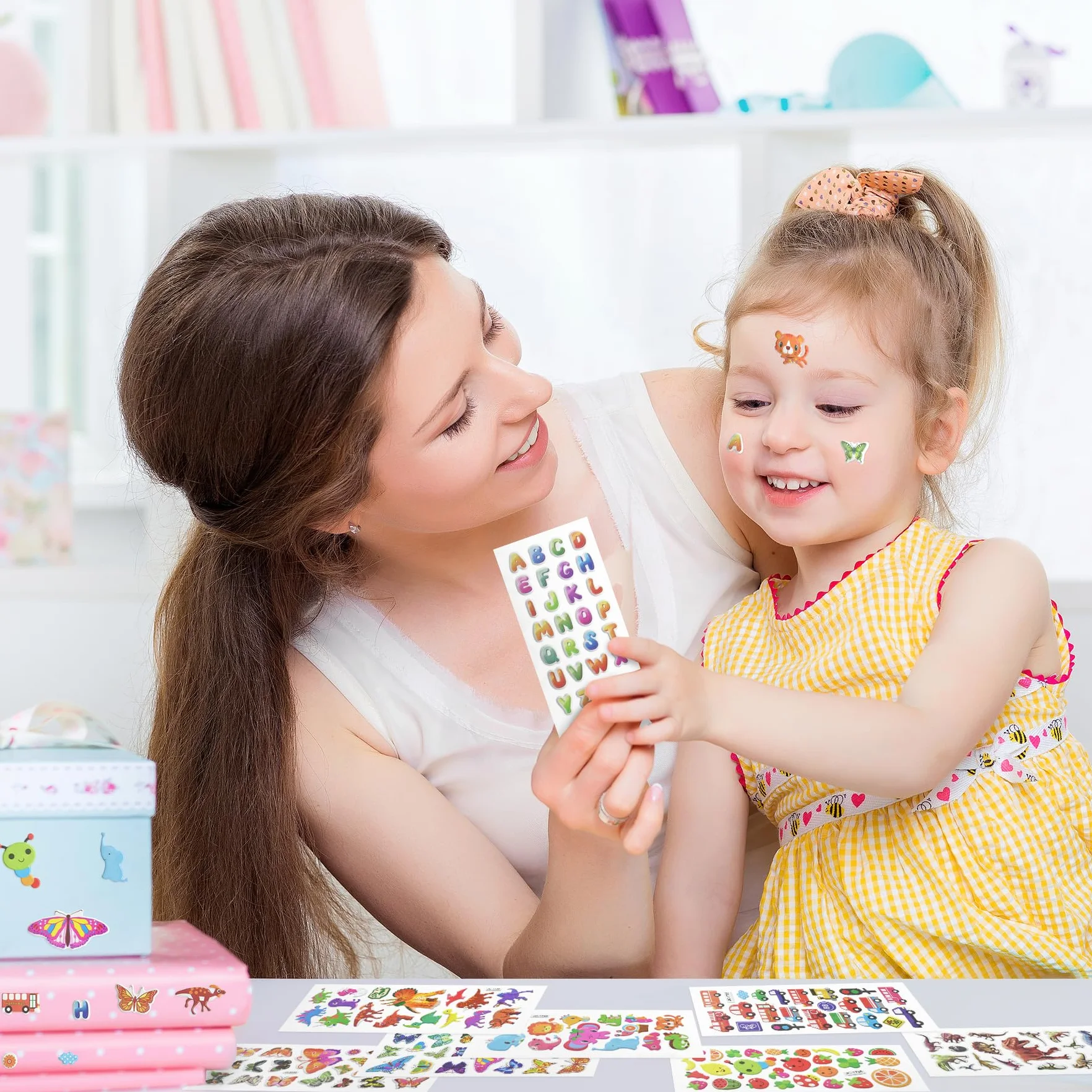 Pegatinas para Niños 600+, 24pcs Pegatinas Infantiles 3D Puffy Stickers, Aplicable Gratificantes Regalos Scrapbooking, Que Incluyen Automóviles,Animales, Números, Frutas, Letras, Vida Marina