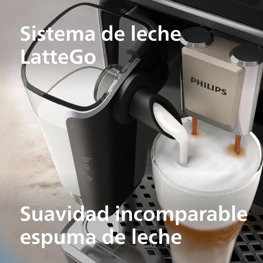 Philips Cafetera Totalmente Automática Serie 5500-20 cafés Calientes y Helados, Sistema de leche QuickClean LatteGo, 40% más Silenciosa Gracias a SilentBrew, QuickStart, Negro y Plata (EP5546/70)