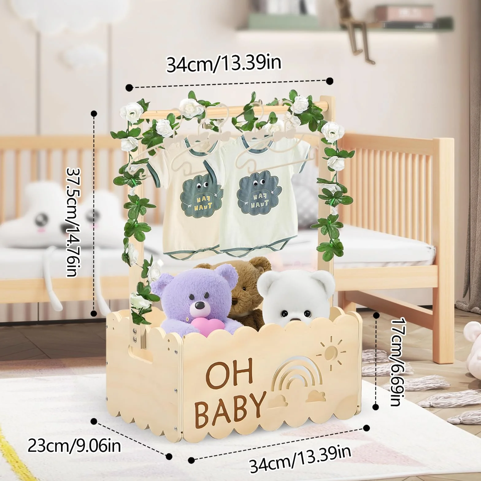 Cesta de Madera para Baby Shower con Rosa y 5 Perchas Regalo Personalizado