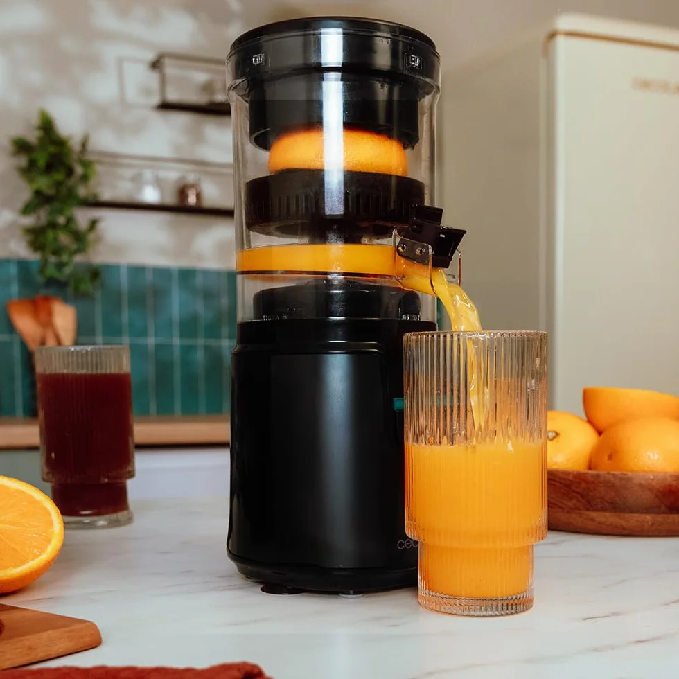 Cecotec Exprimidor de Naranjas Eléctrico de Torre Essential TowerAdjust Easy Steel. 140W, Capacidad de 0,35L, Incluye un Filtro y un Cono de Plástico, Única Dirección de Rotación, Desmontable
