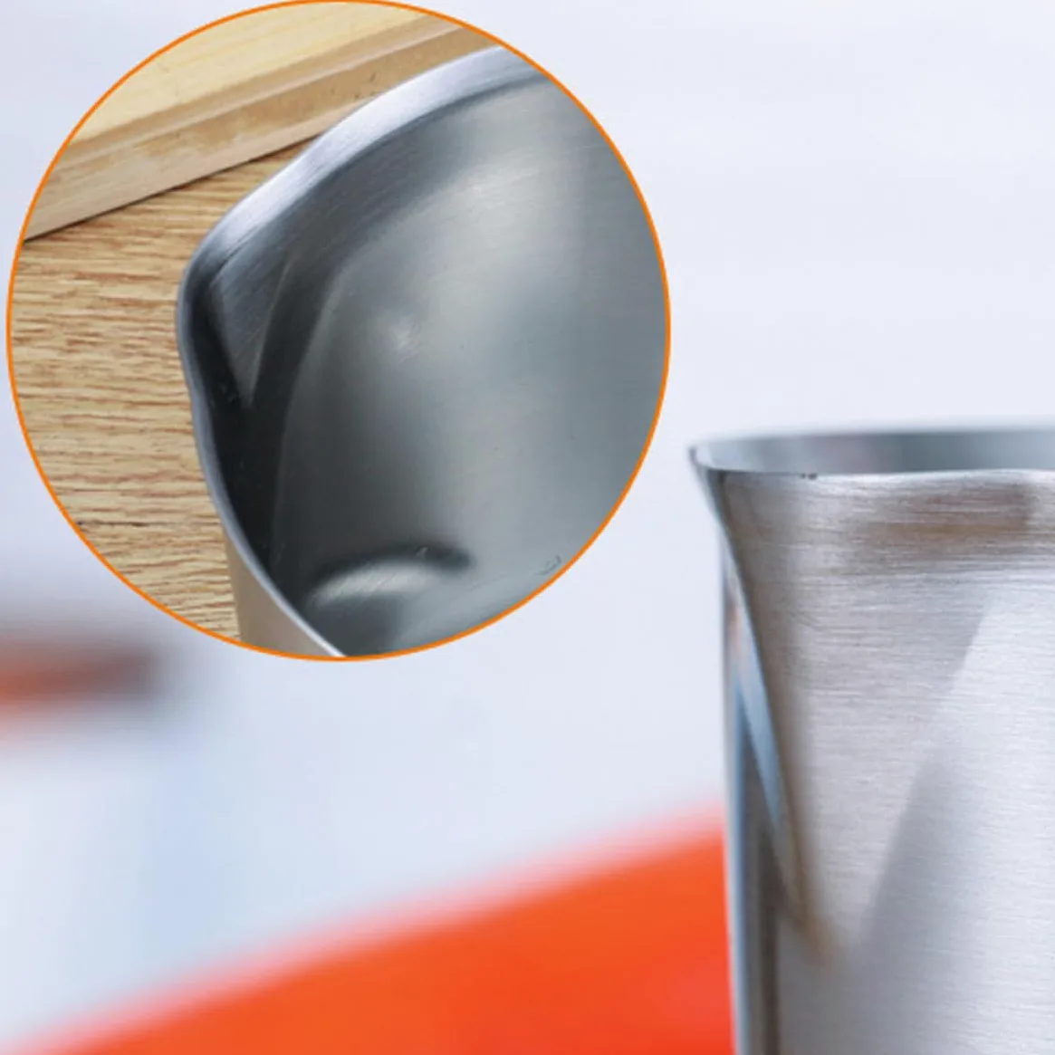 Taza Medidora con Asa de Acero Inoxidable 304 de 1500 Ml Resistente Oxidación, Adecuado para Hornear y Preparar Café o Té con Leche