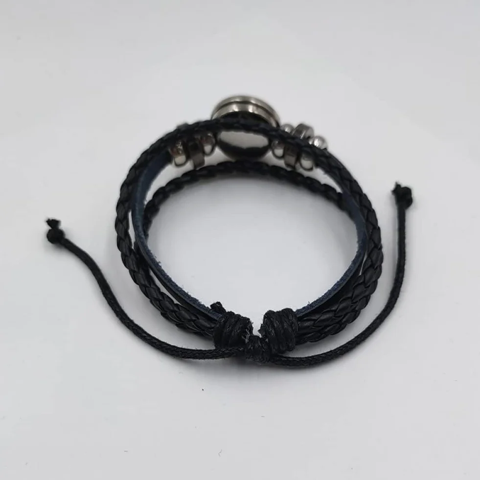 Wudaizhi Flaj Ucrainian Intercambible Tiempo De Piedra Múltiple Símbolo Símbolo Trident Trident Rune Leather Bangle Punk Jewelry, Paquete De 2