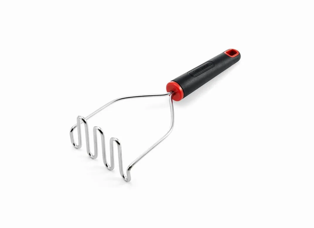 Farberware 5211649 - Masher de patatas, color negro y plateado
