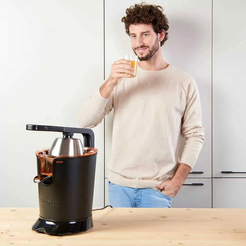 Taurus Easy Press 600 - Exprimidor eléctrico de palanca. 600W. Motor AC. 2 conos para todos los cítricos. Filtro de acero inoxidable. Fácil limpieza. Desmontable. 650 ml.