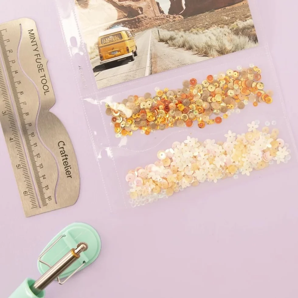 Craftelier - Minty Fuse Tool | Herramienta para Sellar Fotografías, Documentos o Cartas en Fundas de Plástico Fácilmente | Ideal para Scrapbooking | Incluye Enchufe Europeo