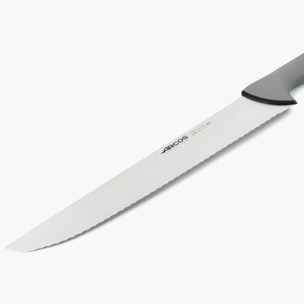 Arcos Cuchillo Pescadero Hoja Serrada Acero Inoxidable NITRUM 350 mm Mango Ergonómico Antideslizante Ideal para Pescado Serie Colour Prof