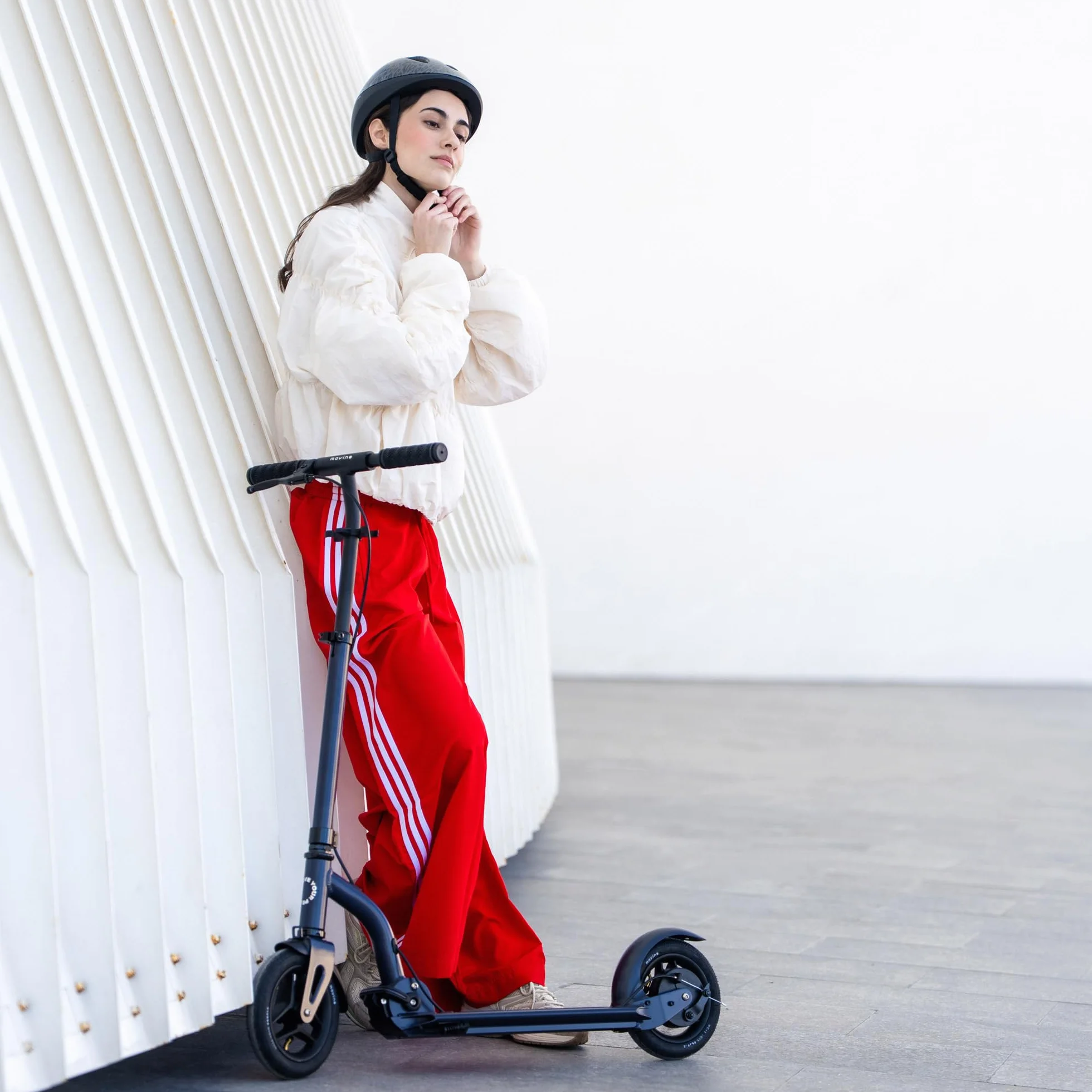 Movino Patinete Plegable Urbano para Adultos y Adolescentes con Ruedas Grandes y Plataforma Antideslizante