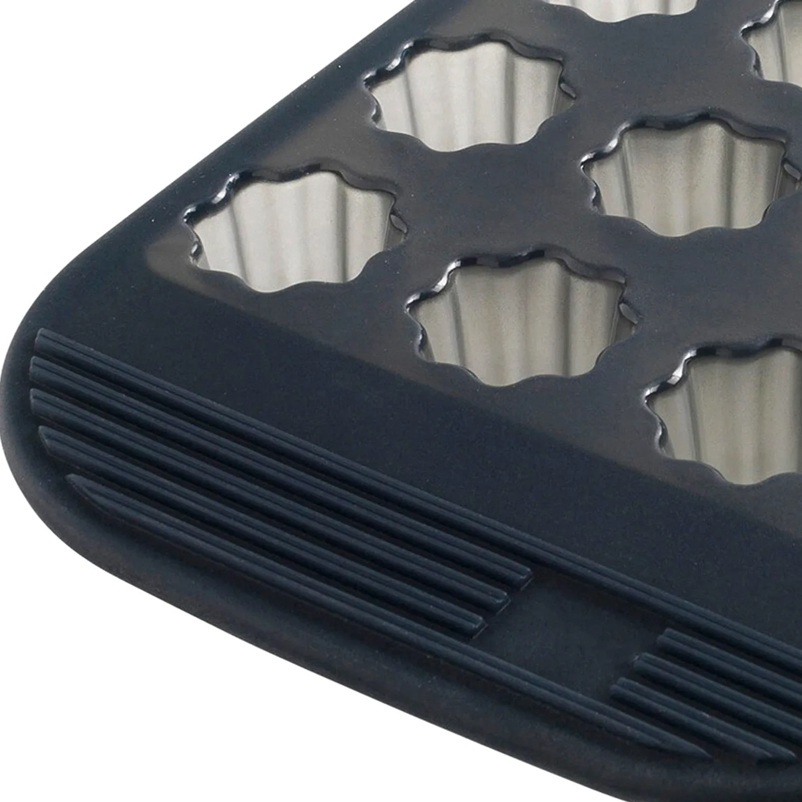 Molde de Silicona para Utensilios de Cocina, 24 Tazas, Ideal para Hornear Pan y Pasteles. Apto para Horno, Antiadherente y Seguro para Uso alimentario.
