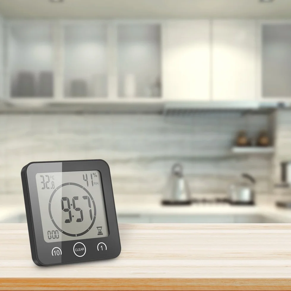 ALLOMN Reloj de Baño, LCD Reloj de Ducha Digital Alarma Impermeable Control Táctil Hum / ℉ Temperatura Humedad, Temporizador de Cuenta Regresiva, 3 Métodos de Montaje, Energía de la Batería (Negro)