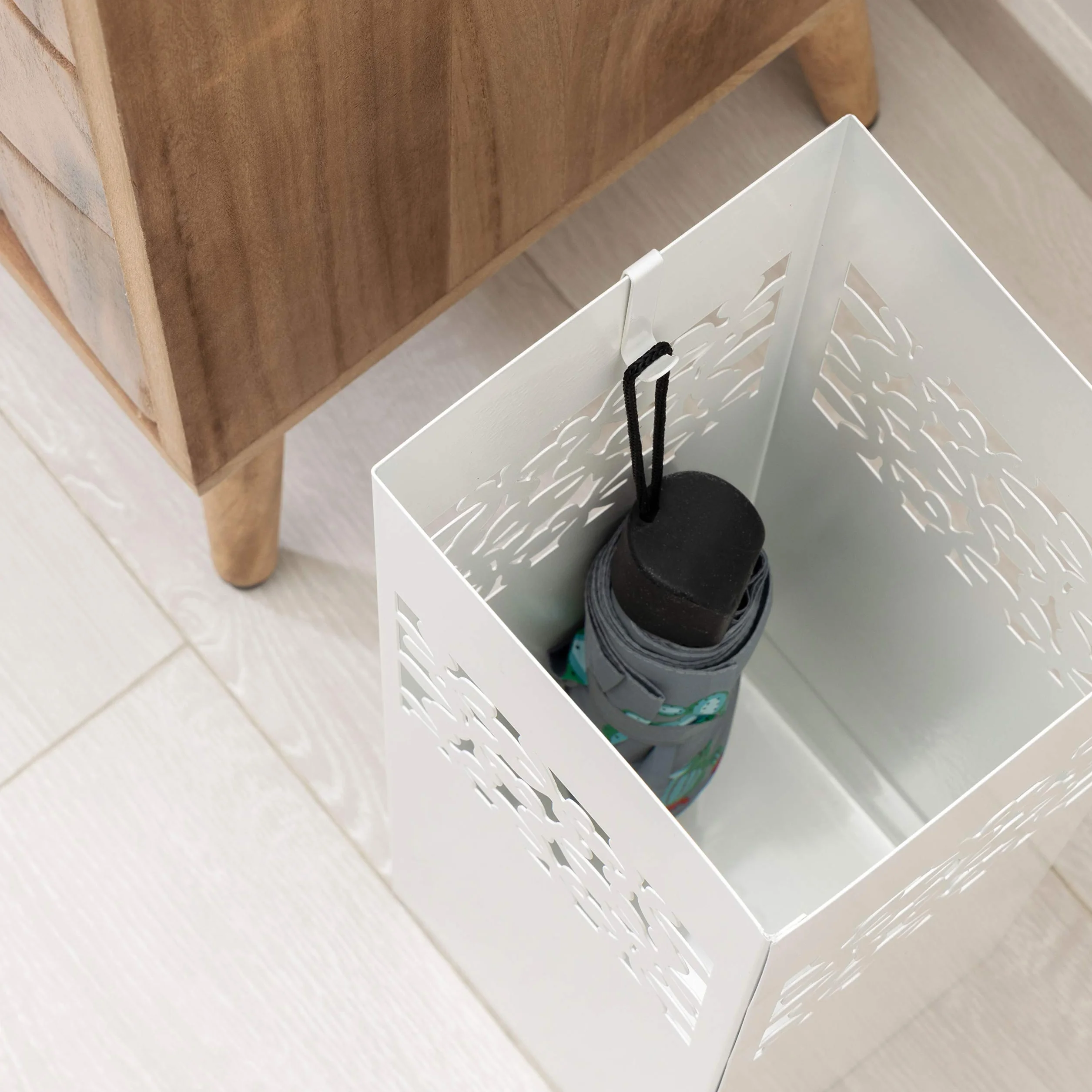 Baroni Home Paragüero Cuadrado Metal 15,5x15,5x49 cm Blanco con Gancho Bandeja Recogegotas