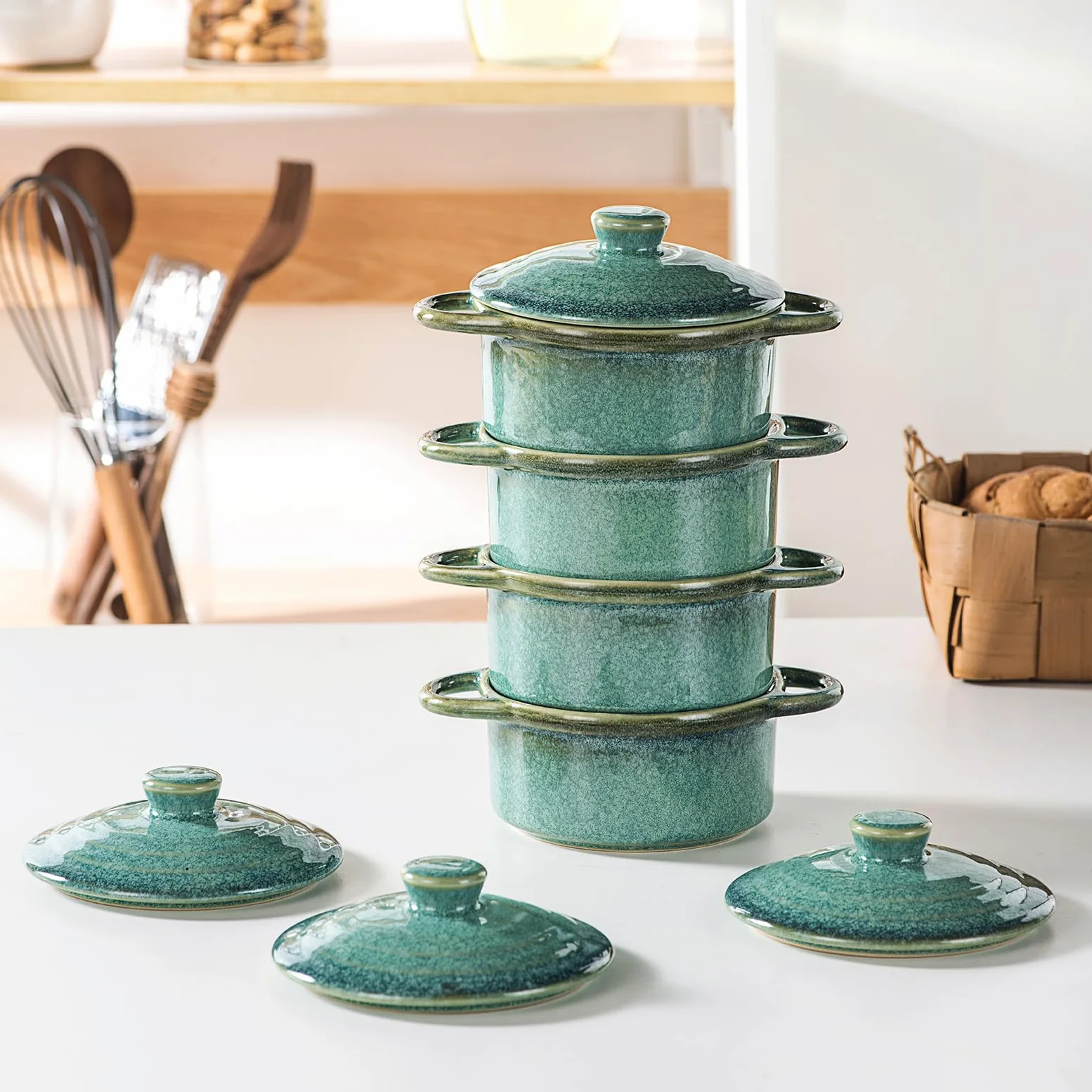 HENXFEN LEAD Cazuela de cerámica, 350 ml, mini ramequines de soufflé de cocottes con tapas y asas, juego de 4 moldes pequeños para hornear, color verde brillante