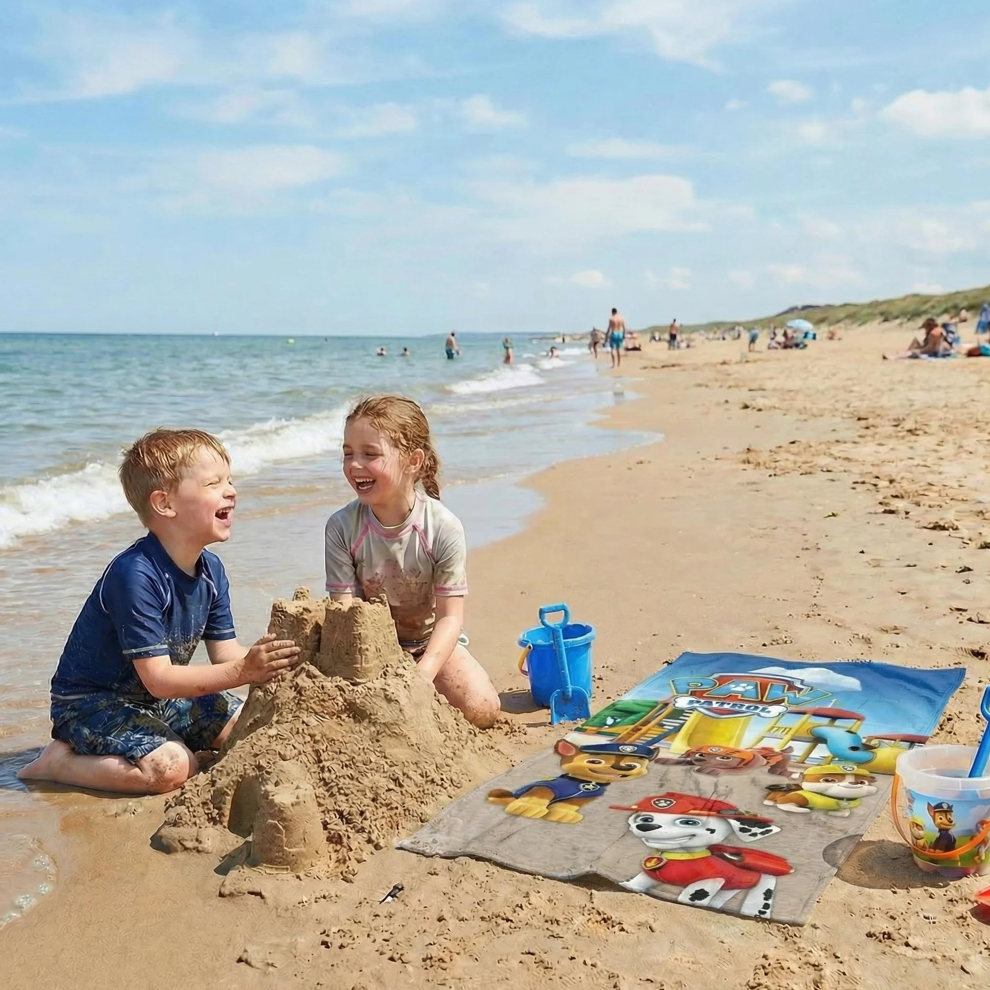 BrandMac Toalla de playa y baño de la Patrulla Canina de 70 x 140 cm, 100 % algodón, suave y absorbente, toalla de baño y natación para niños, toalla oficial de la Patrulla Canina, ideal para playa