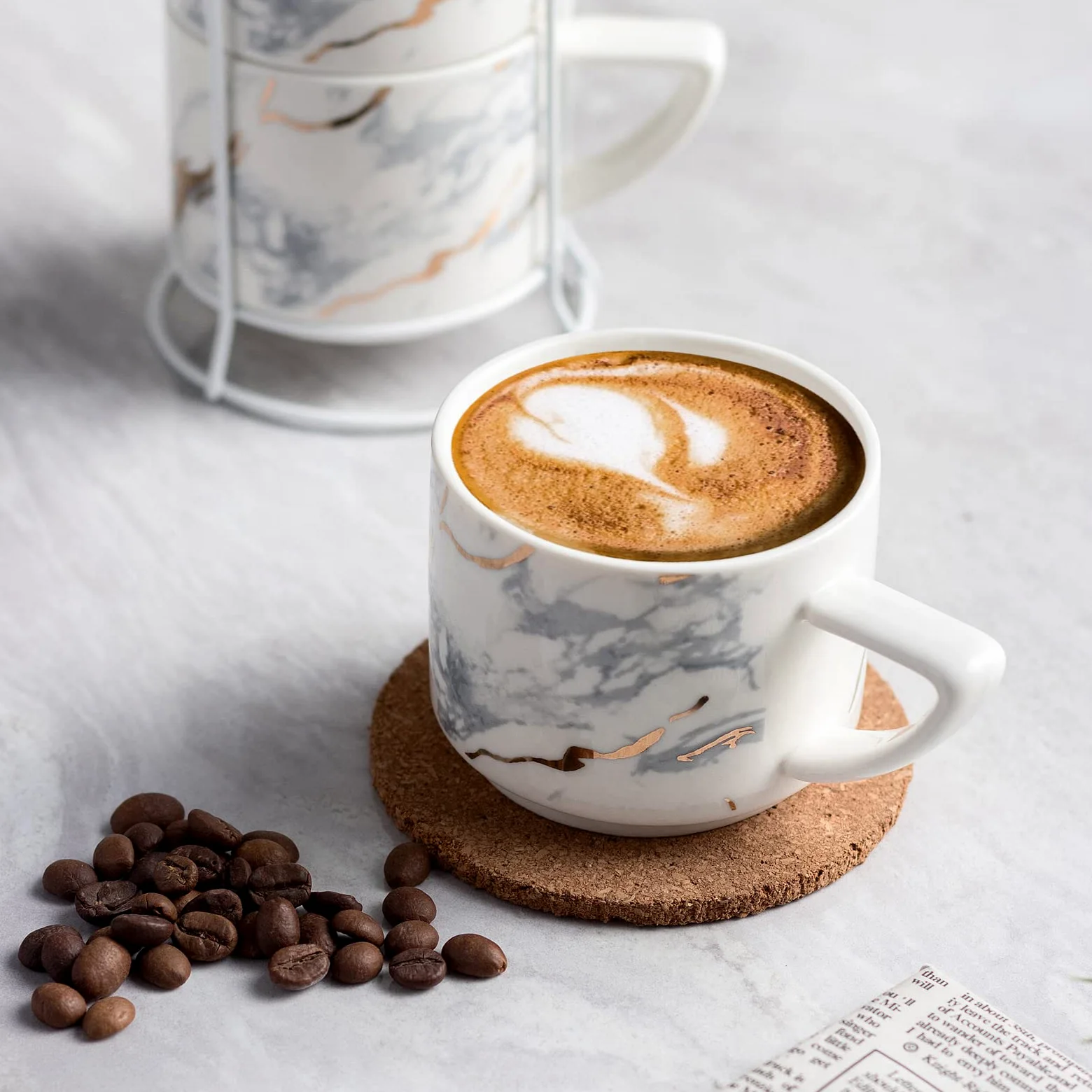 Juego de 4 tazas de porcelana para capuchino de 200 ml con soporte cromado
