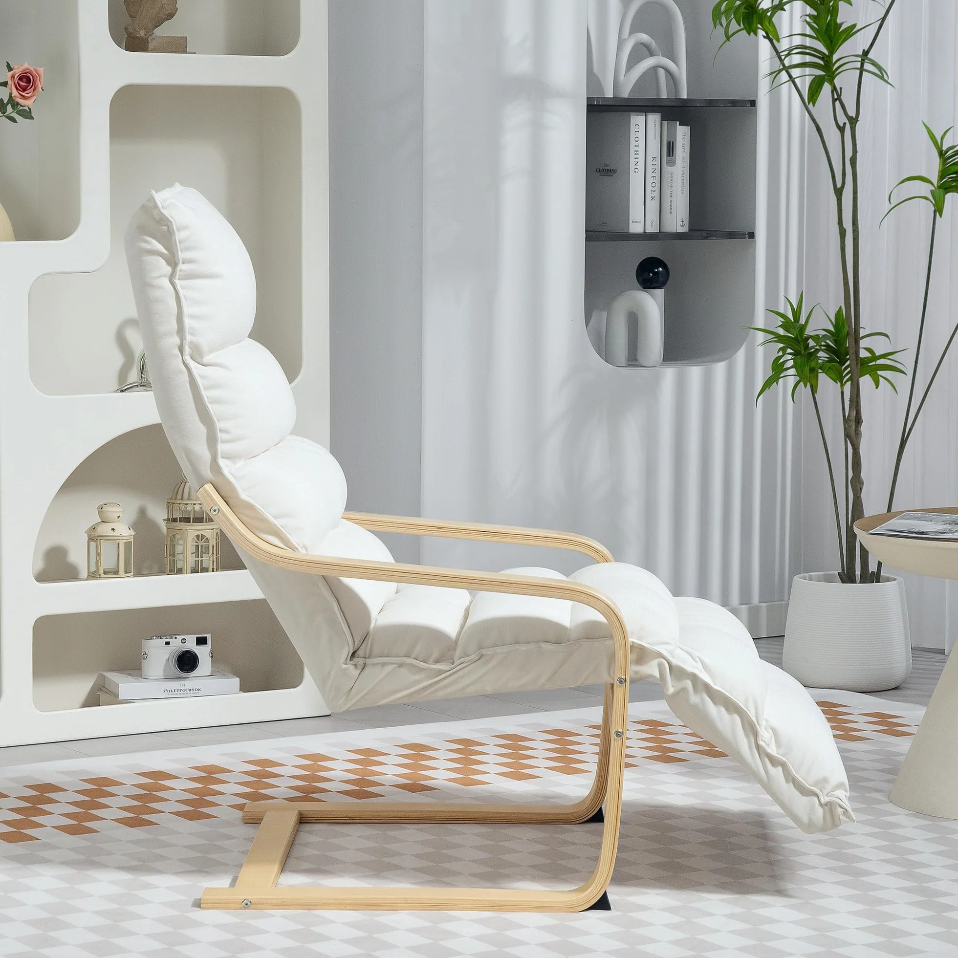 HOMCOM Sillón de Salón con Reposapiés Ajustable, Butaca de Salón Tapizada en Terciopelo, Marco de Madera, Sillón de Relax para Dormitorio, Oficina, Estudio, 67x93x105 cm, Crema