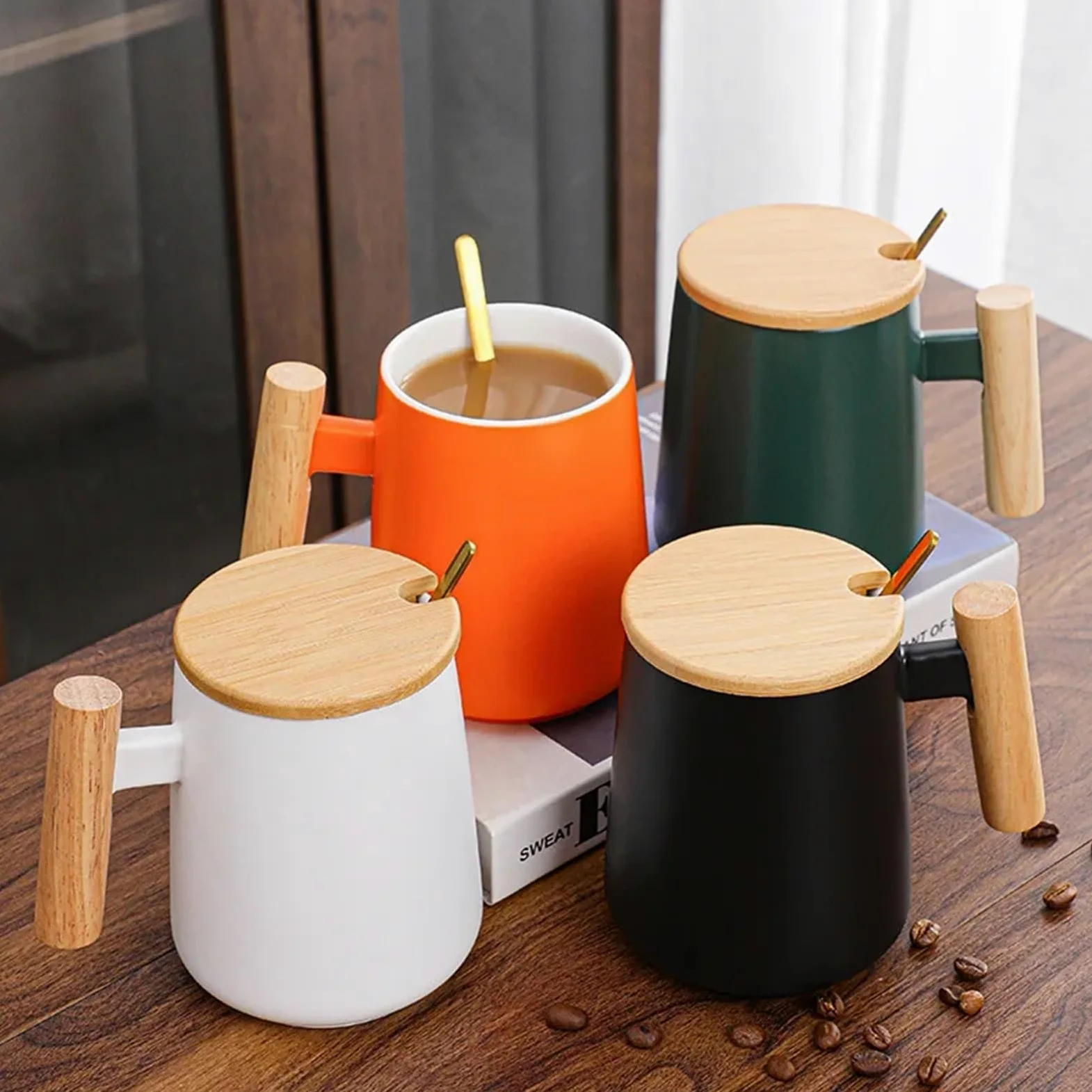 Taza de café de cerámica Vintage de 480ml con tapa, mango de madera, taza de agua Retro for oficina y hogar, 2 uds. Para Boda(Orange Green)
