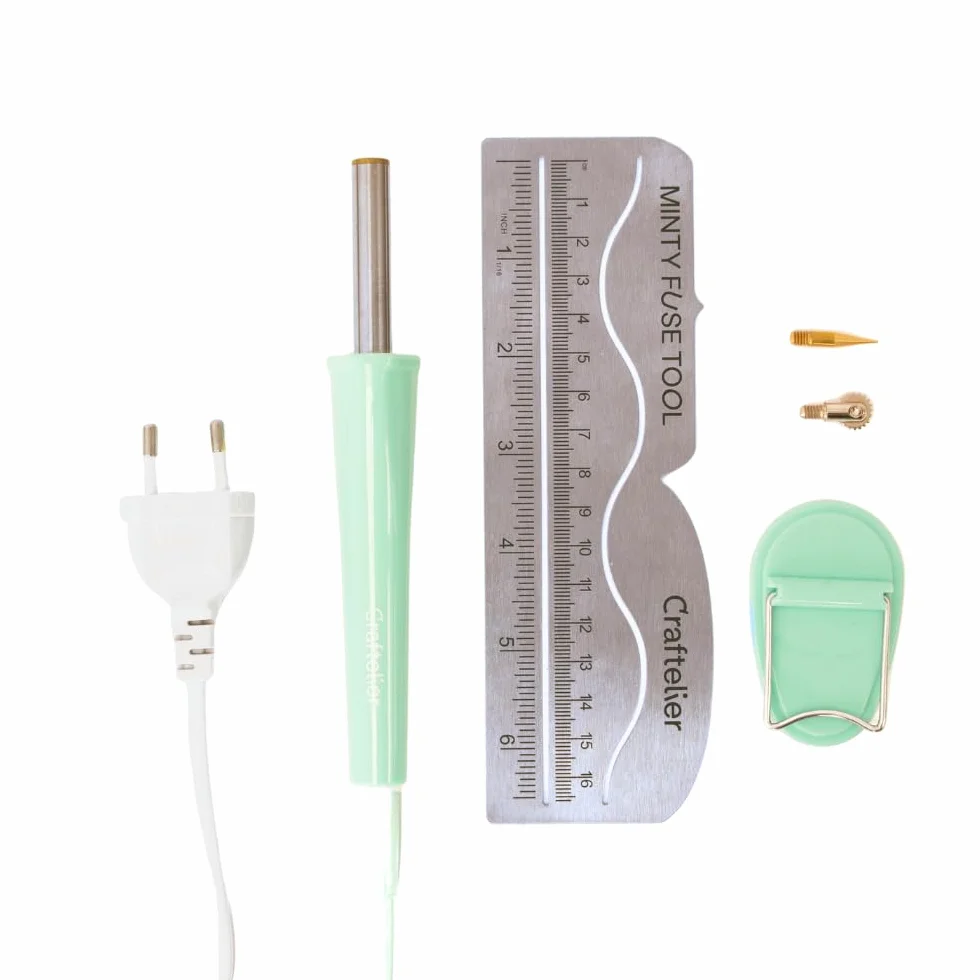 Craftelier - Minty Fuse Tool | Herramienta para Sellar Fotografías, Documentos o Cartas en Fundas de Plástico Fácilmente | Ideal para Scrapbooking | Incluye Enchufe Europeo
