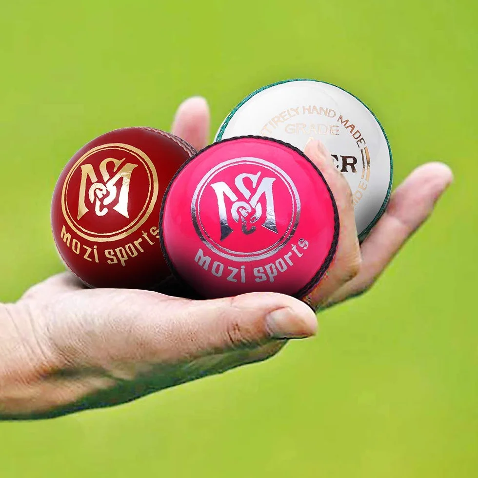 Pelota de críquet de Cuero Cosida a Mano 5.5 onzas