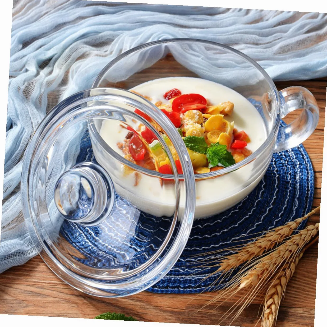 SHOWERORO Tazón de Vidrio Transparente con Tapa y Asa Cuenco para Ensalada Postre y Desayuno Resistente y Elegante para Uso Diario y Reuniones Familiares