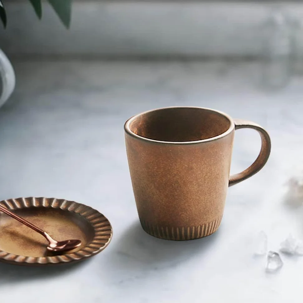 Juegos de tazas y platillos Taza de té de porcelana hecha a mano de 7.78 oz con asa, for fiestas de cumpleaños y bodas, color marrón