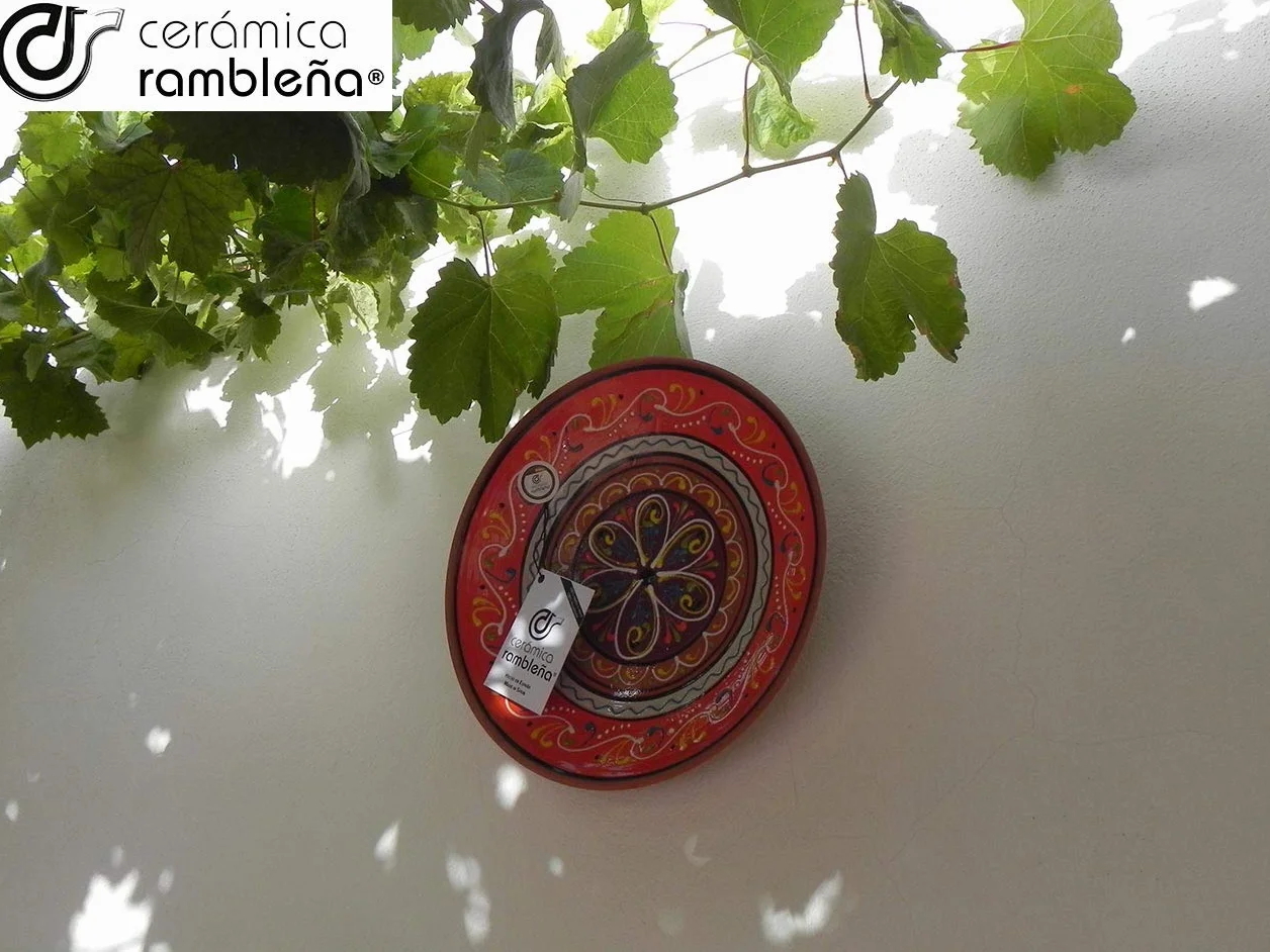 Plato Decorativo Cerámica Rambleña Hecho a Mano 28x28x4.5 cm Naranja-Blanco-Violeta