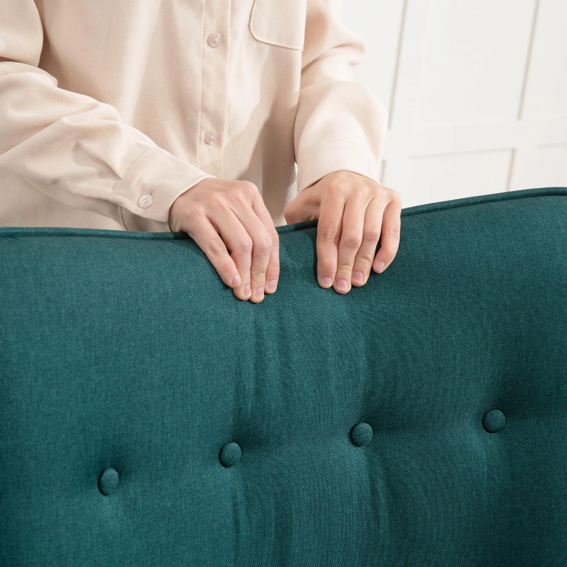 HOMCOM Sillón con Reposapiés Sillón Lectura con Respaldo Alto Capitoné Asiento Amplio Patas de Madera y Tapizado en Lino Butaca para Salón Dormitorio Oficina Verde Oscuro