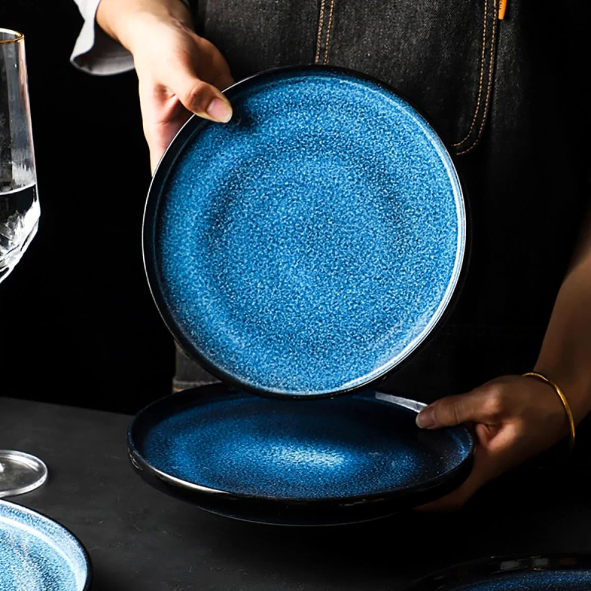 Zerodeko Plato Redondo de Cerámica Azul Borde para Carne y Aperitivos | Acabado Decorativo, Diseño Elegante, Superficie Lisa, Uso Multiusos para Mesa y Servicio Familiar