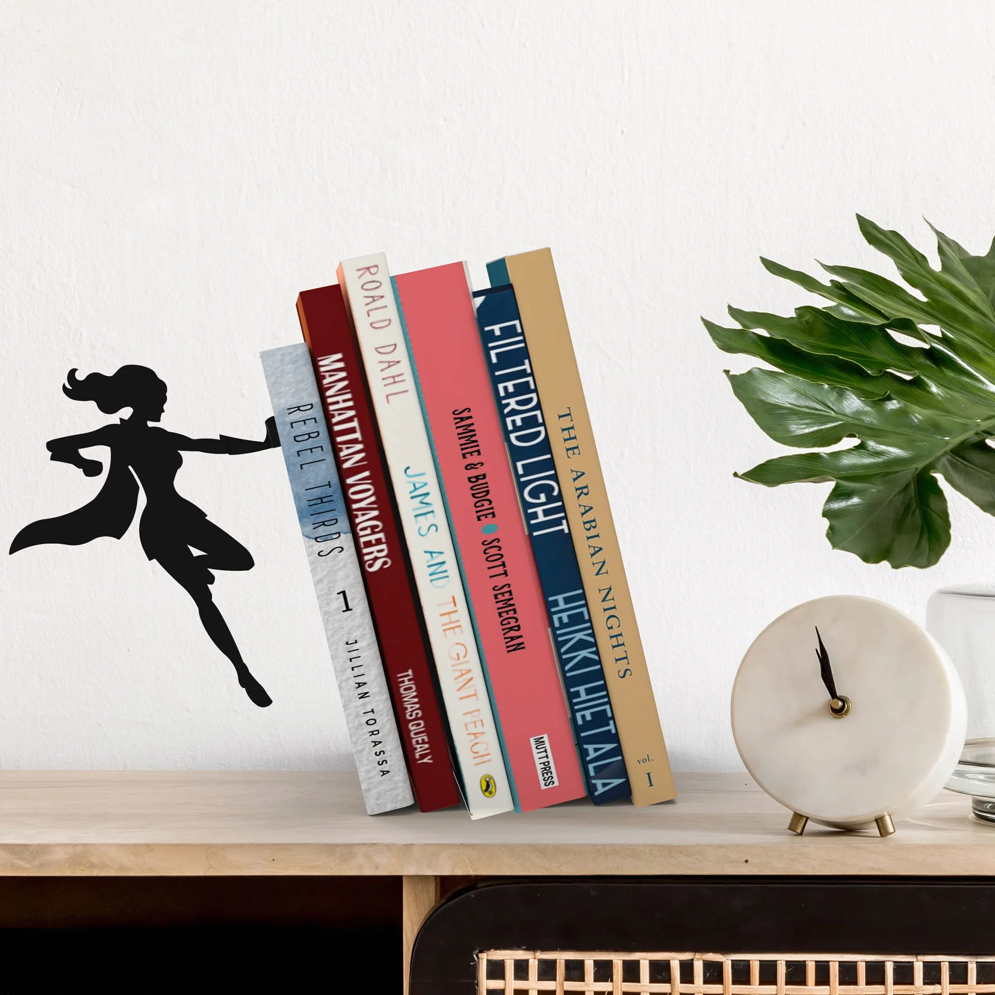 sujeta Libros |Supergal | Sujetalibros de superheroína metálico en Color Negro | Sujetalibros únicos | Regalos para Mujeres | Regalos para lectoras | Tope para Libros Original