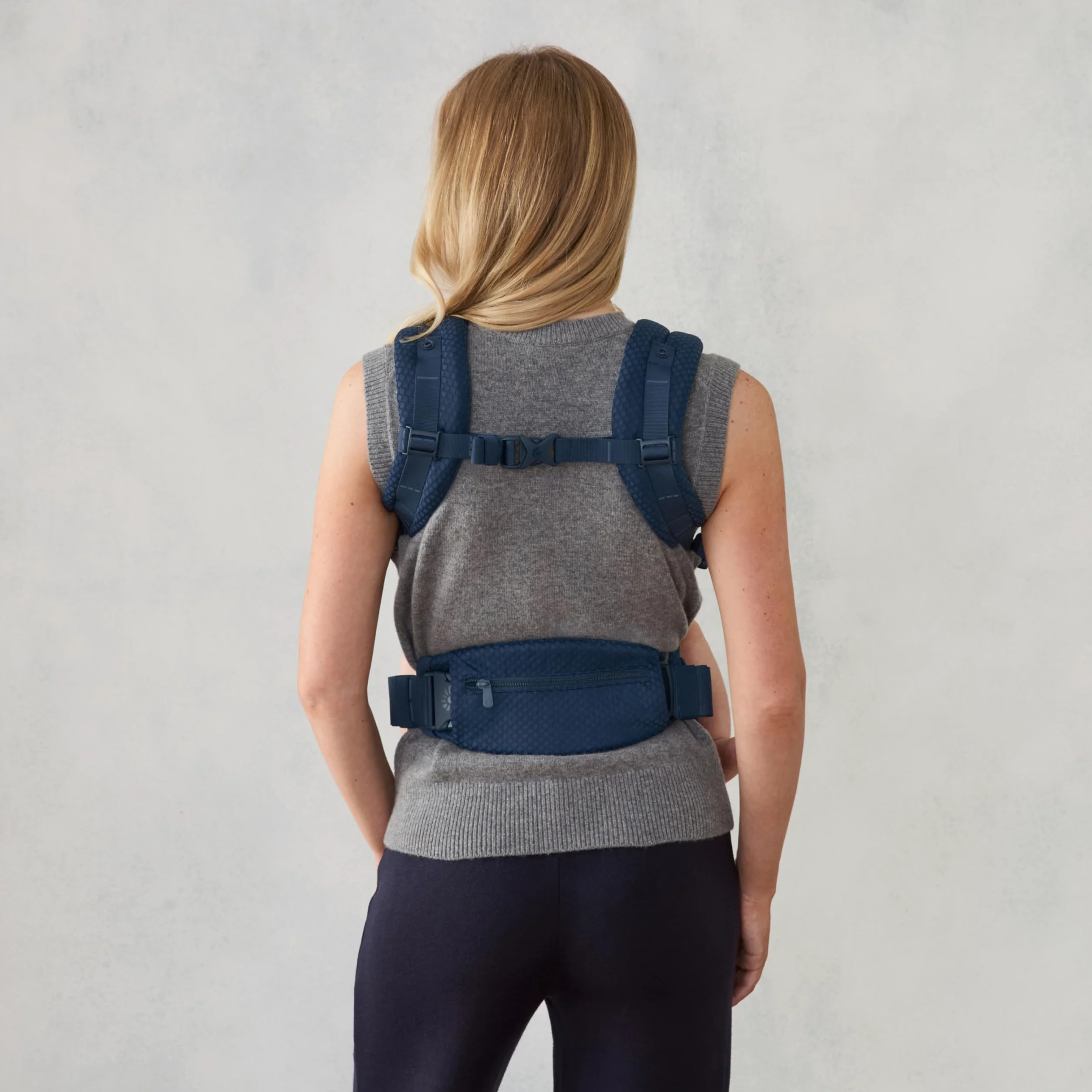 Ergobaby Omni Deluxe Portabebés todo en uno para recién nacidos hasta 20 kg, malla 4 posiciones, color azul medianoche