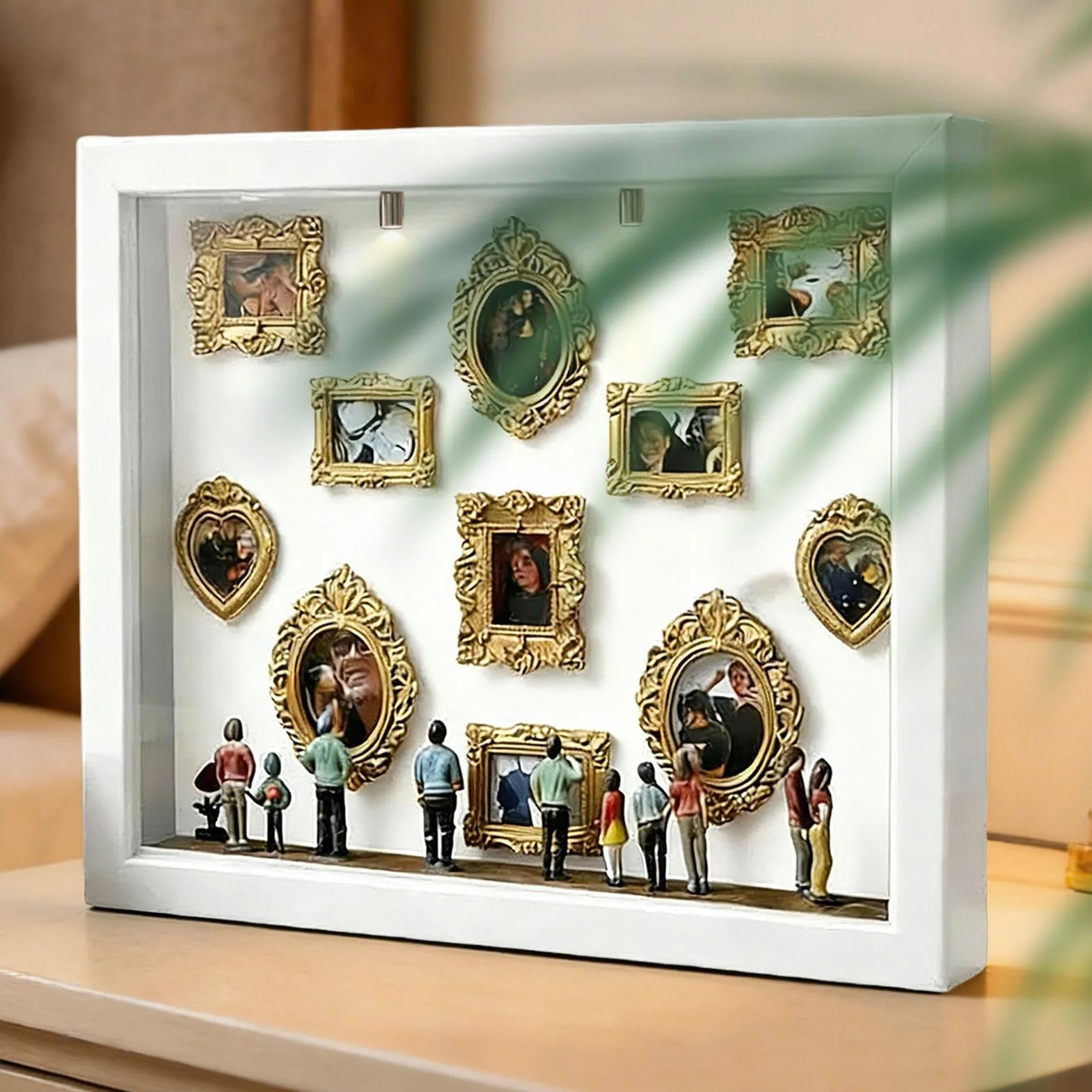 Kit DIY Museum para Parejas - Marco Display Sombra con Figuras miniaturas y Marco Dorado pequeña Sombra Museo DIY | Miniatura para Recuerdos - Mini Museo - Boda Vacaciones