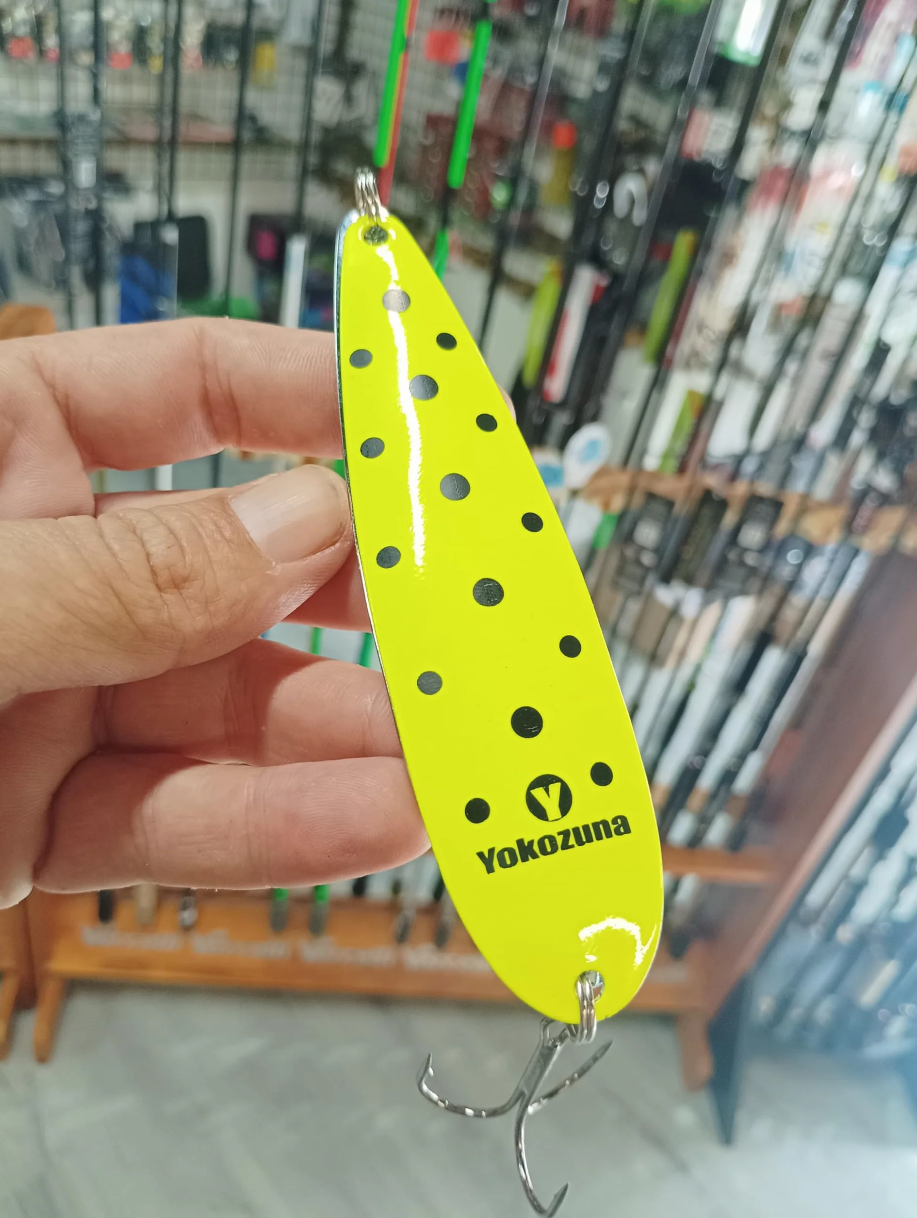 YOKOZUNA RYOSHI CUCHARILLA Mega Pike Amarilla Metal Lure 120MM 47G