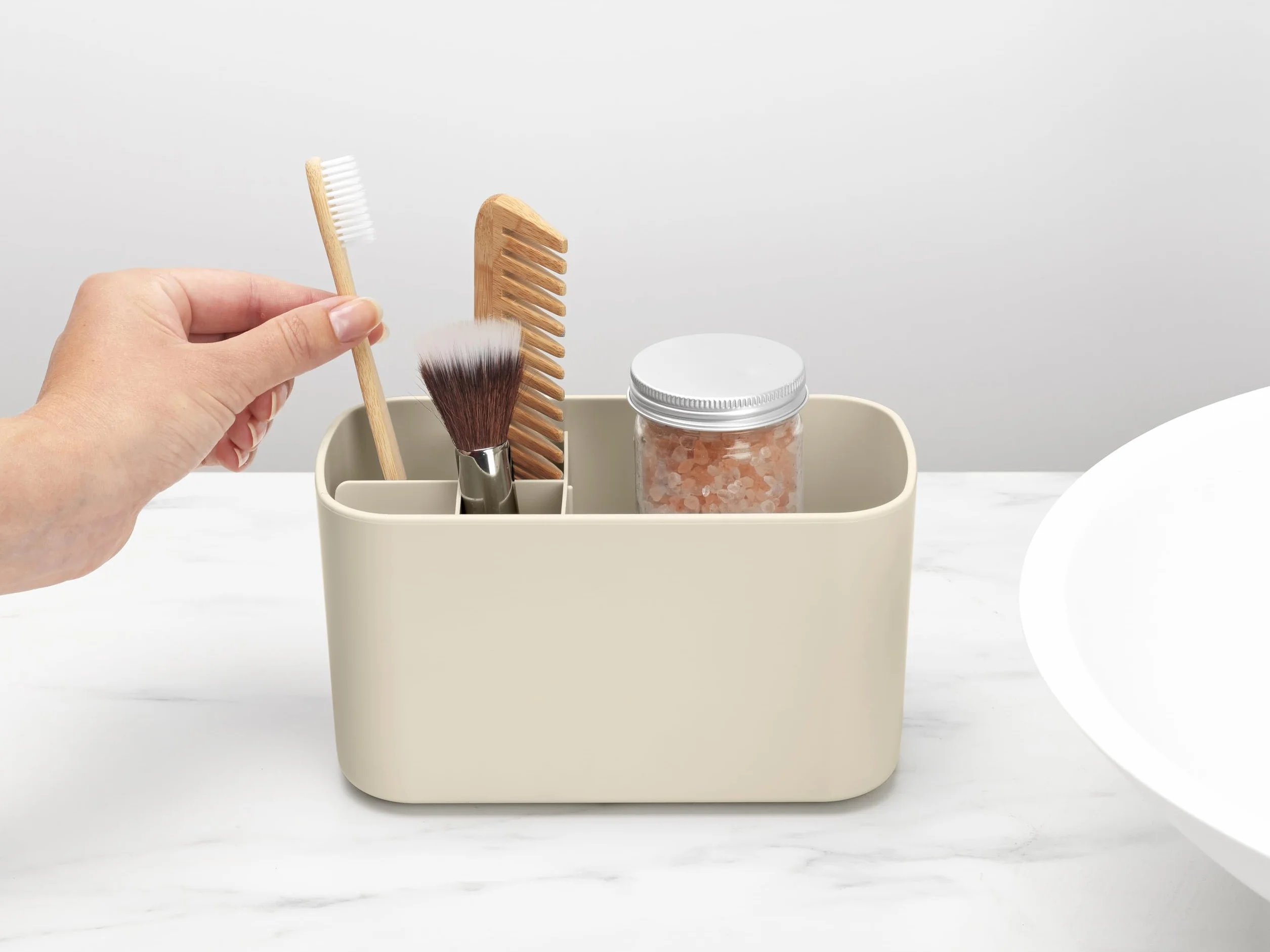 Brabantia - ReNew Organizador para el Baño - Organizador para el Lavabo - Apto como Portacepillos de Dientes - No Raya - Fácil de Limpiar - Resistente a la Corrosión - Soft Beige - 19,7 x 9,8 x 11 cm