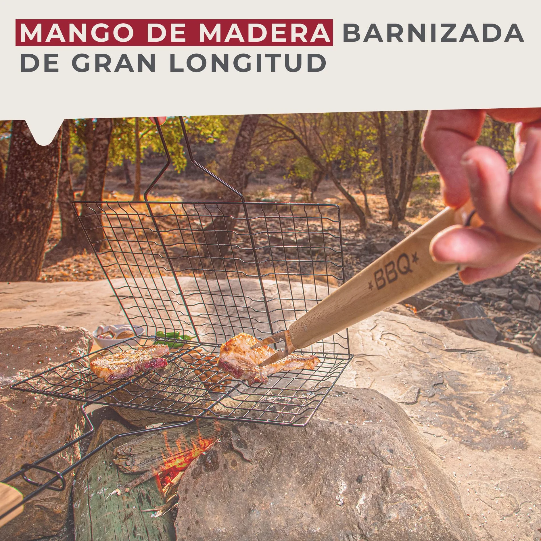 Fackelmann Tenedor de Barbacoa, Parte funcional en Acero Inoxidable y Mango de Madera, adecuado para Asar, Hornear y Trinchar Carne, 42 cm de largo, 1 ud